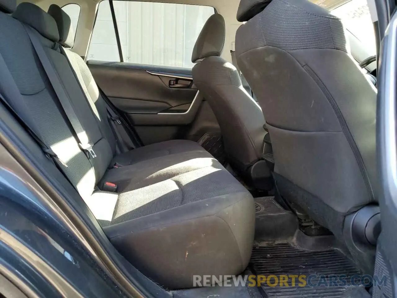 11 Фотография поврежденного автомобиля 2T3F1RFV4MW150225 TOYOTA RAV4 2021