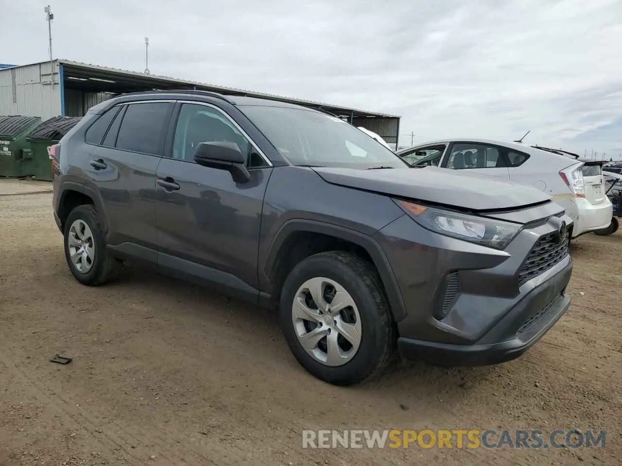 4 Photograph of a damaged car 2T3F1RFV4MW185735 TOYOTA RAV4 2021