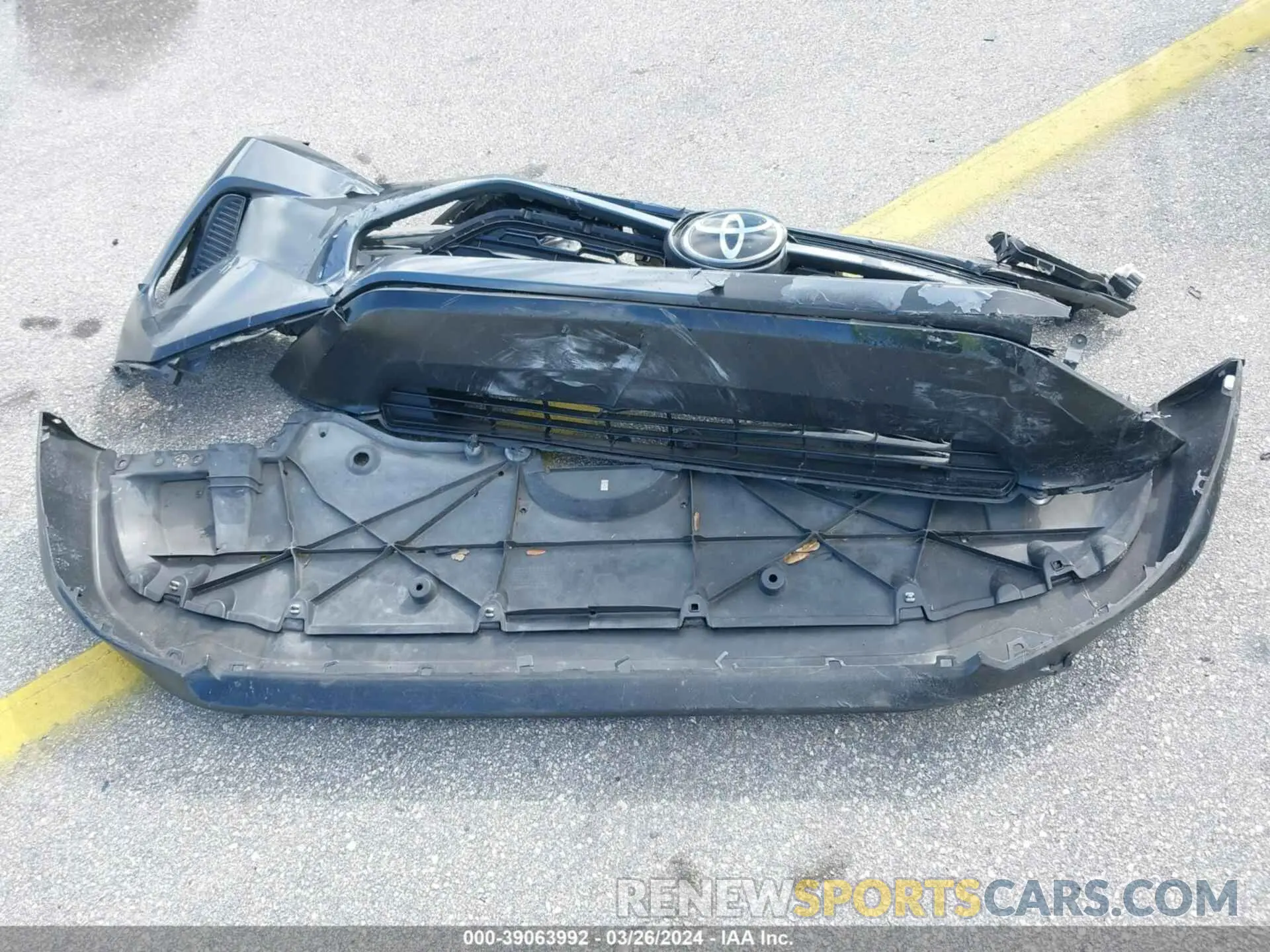 11 Photograph of a damaged car 2T3F1RFV5MW183380 TOYOTA RAV4 2021