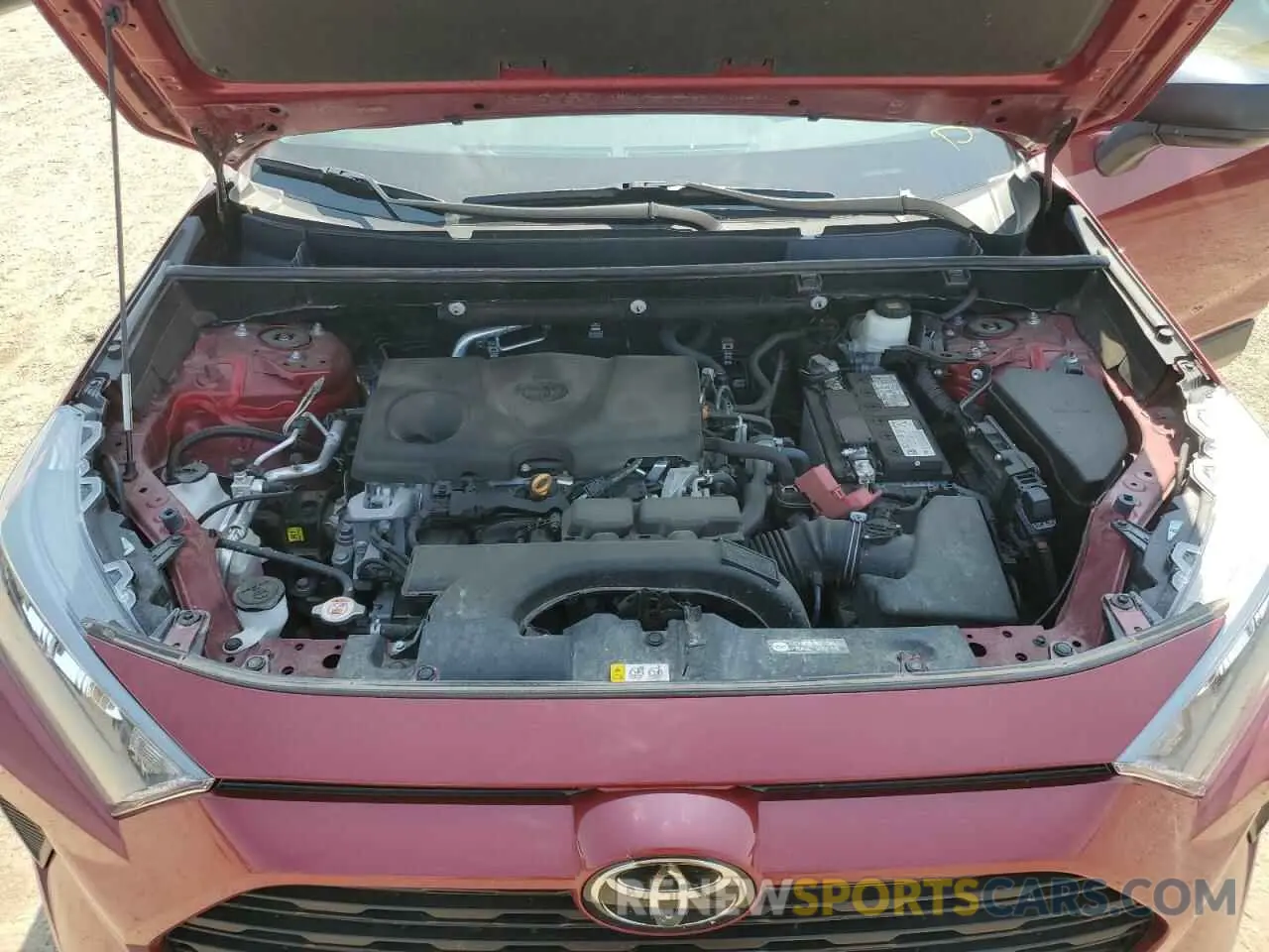 11 Photograph of a damaged car 2T3F1RFV6MW173053 TOYOTA RAV4 2021