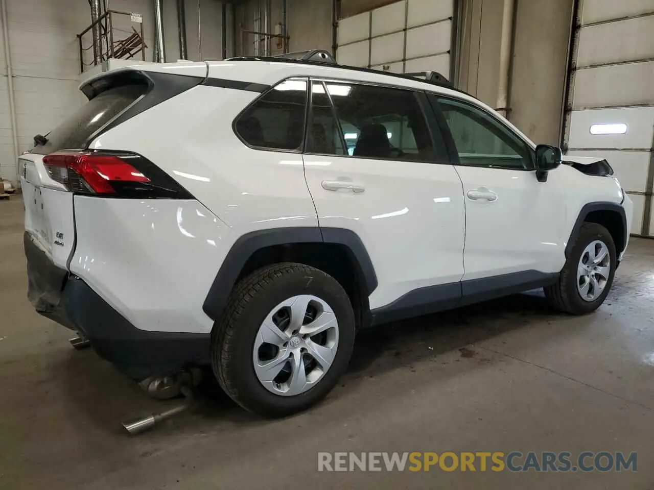 3 Фотография поврежденного автомобиля 2T3F1RFV6MW214622 TOYOTA RAV4 2021