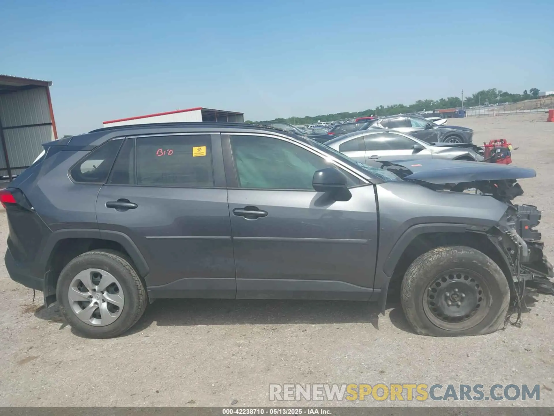 12 Photograph of a damaged car 2T3F1RFV7MC201590 TOYOTA RAV4 2021