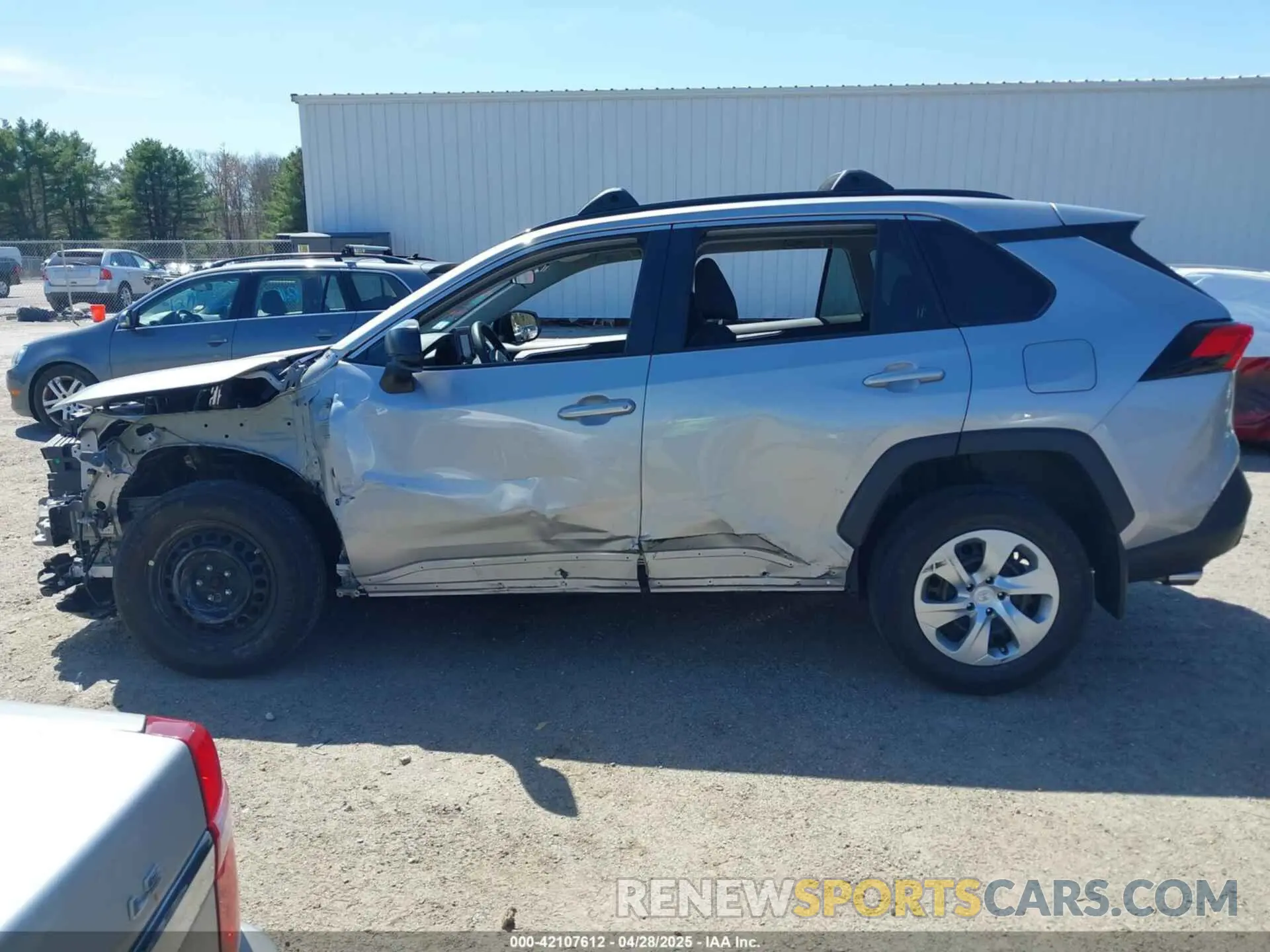 15 Photograph of a damaged car 2T3F1RFV7MW238816 TOYOTA RAV4 2021