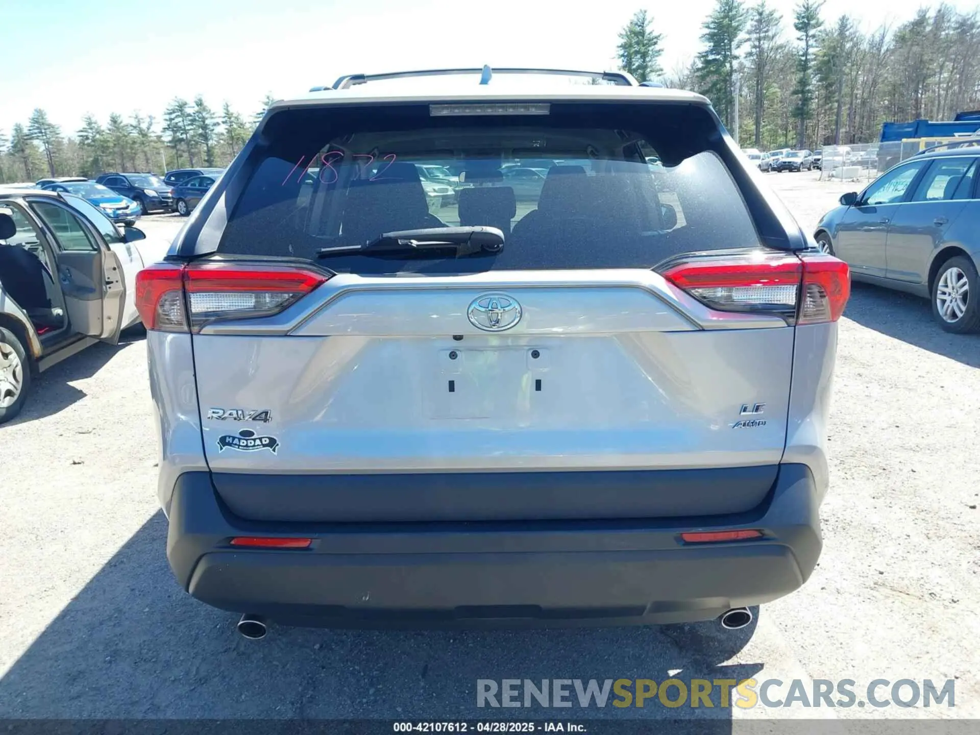 17 Photograph of a damaged car 2T3F1RFV7MW238816 TOYOTA RAV4 2021