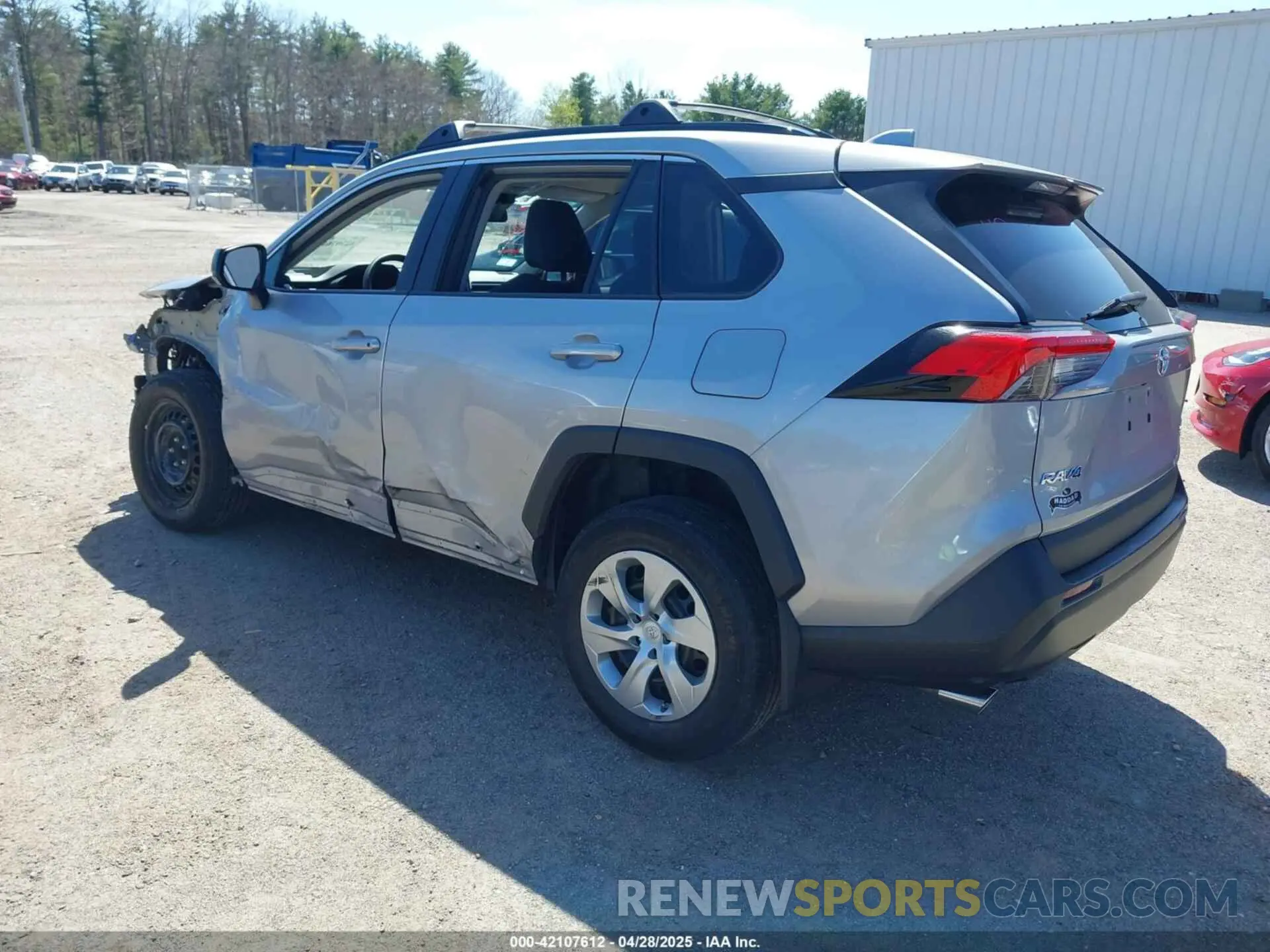 3 Photograph of a damaged car 2T3F1RFV7MW238816 TOYOTA RAV4 2021