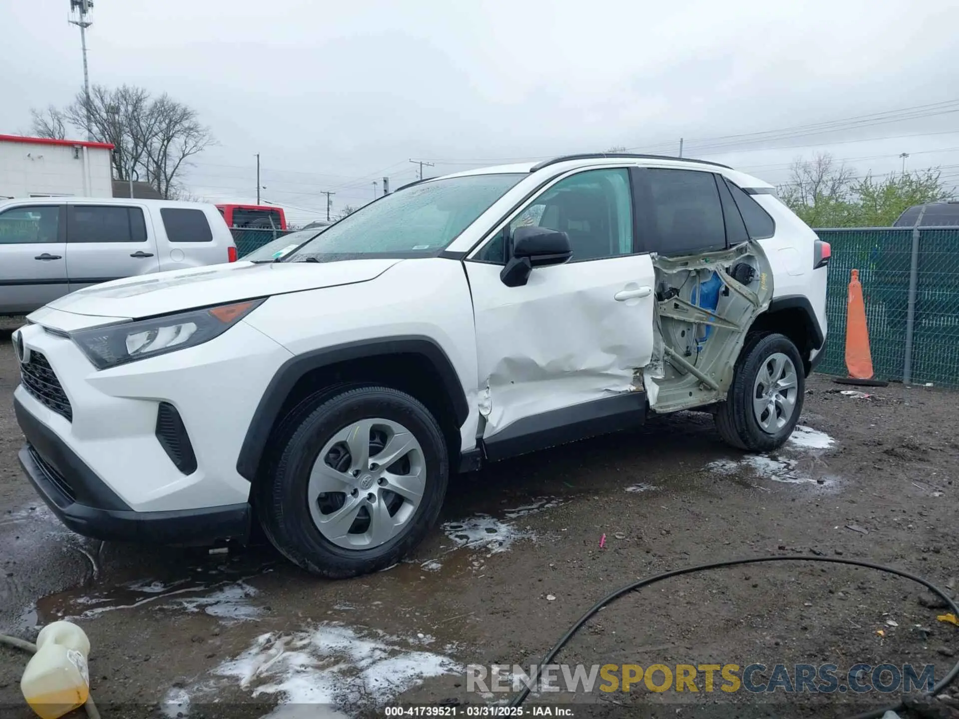 6 Фотография поврежденного автомобиля 2T3F1RFV8MC227874 TOYOTA RAV4 2021