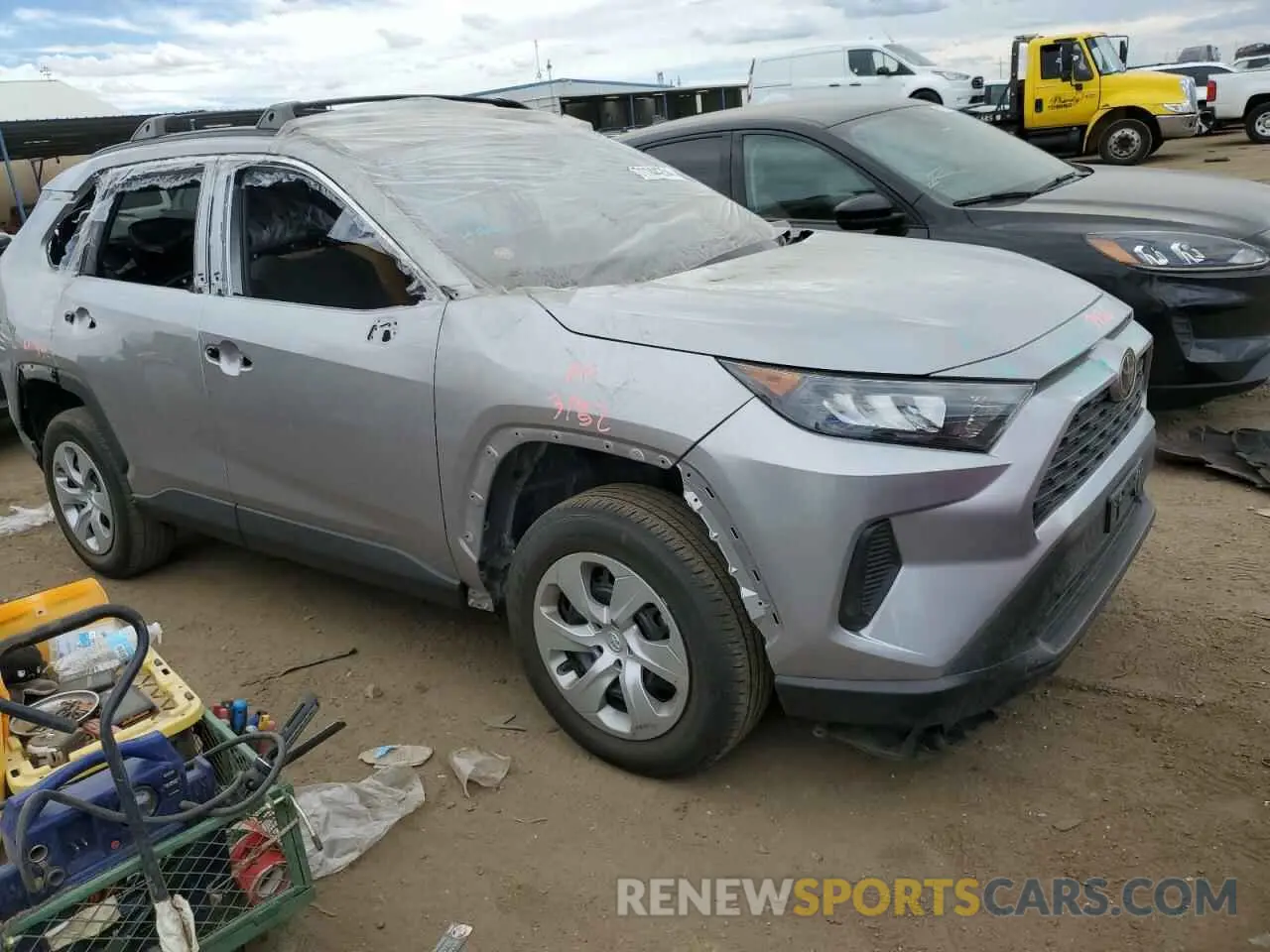 4 Photograph of a damaged car 2T3F1RFV8MC238731 TOYOTA RAV4 2021
