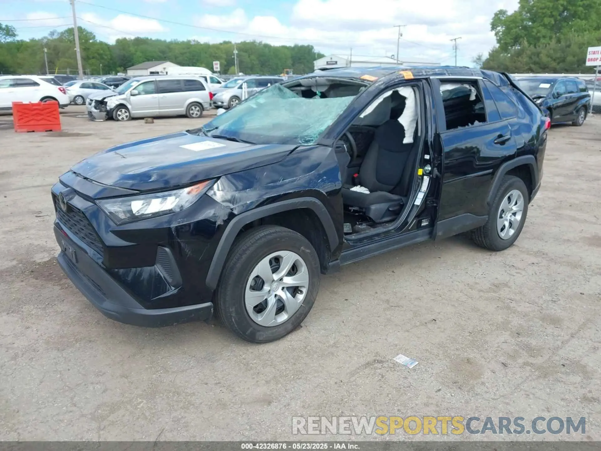 2 Photograph of a damaged car 2T3F1RFV9MC254808 TOYOTA RAV4 2021