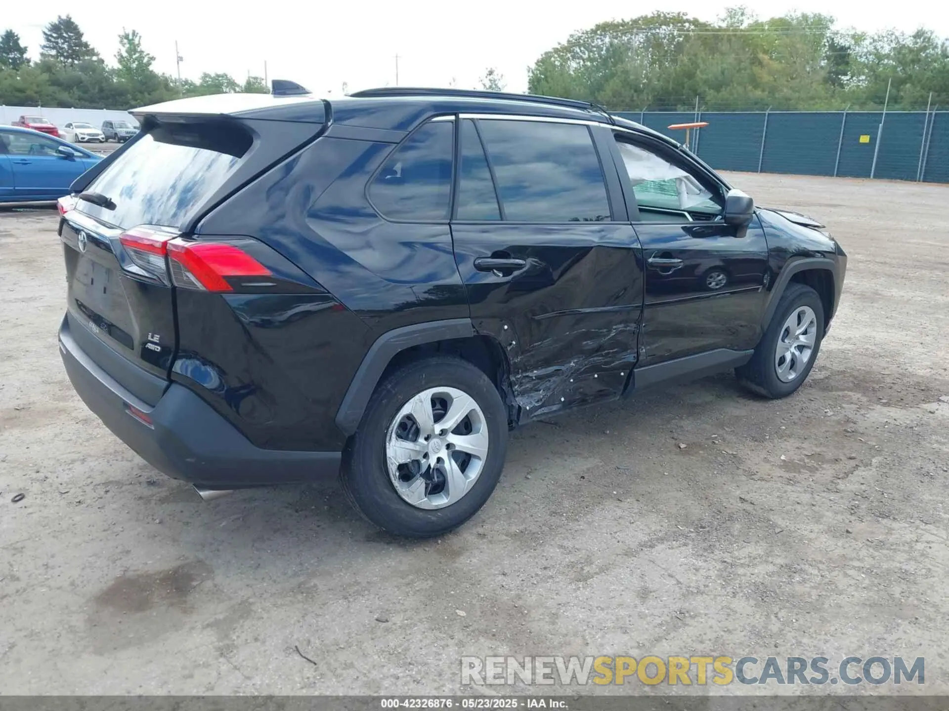 4 Photograph of a damaged car 2T3F1RFV9MC254808 TOYOTA RAV4 2021