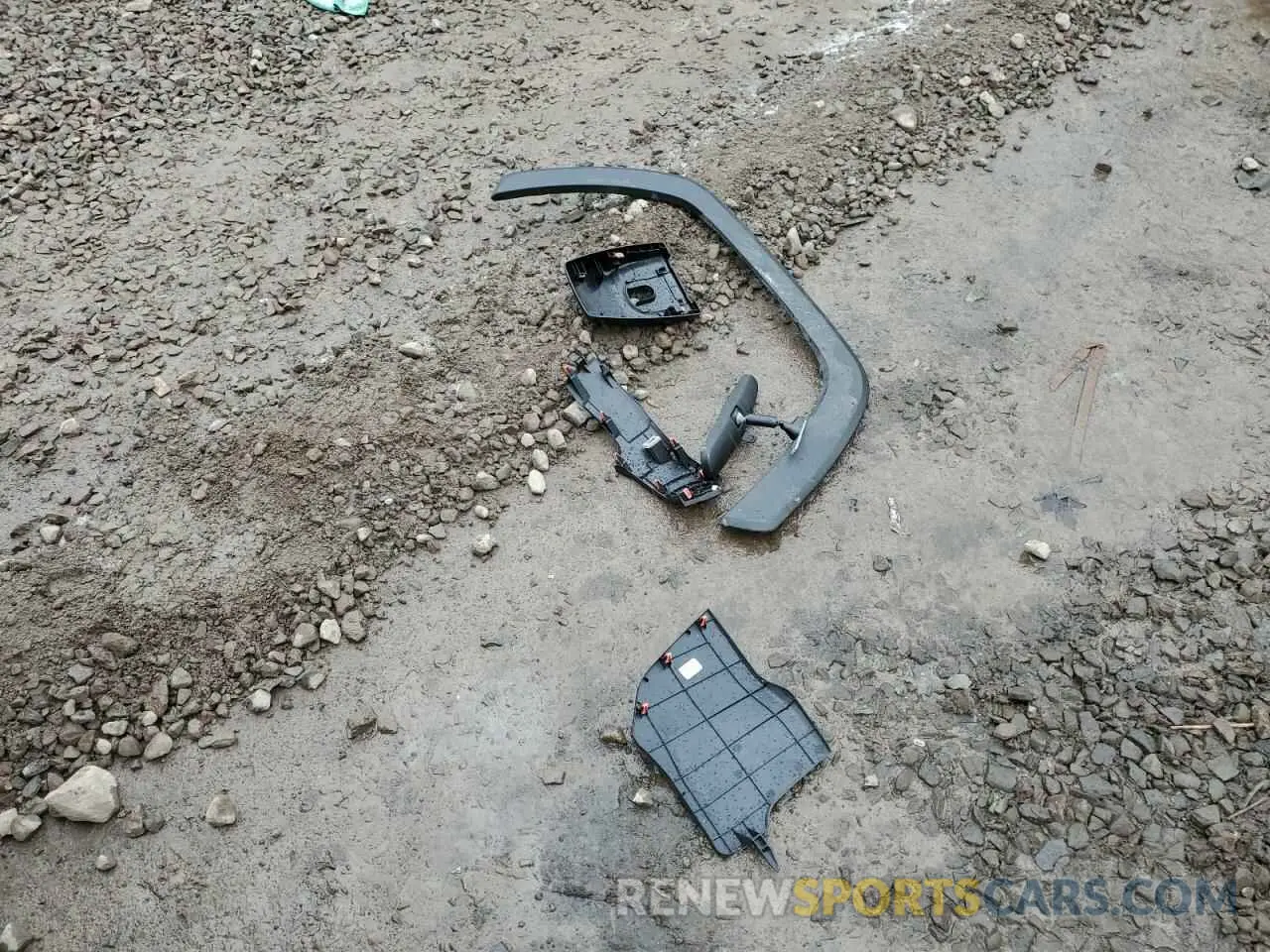 13 Photograph of a damaged car 2T3F1RFVXMC168052 TOYOTA RAV4 2021