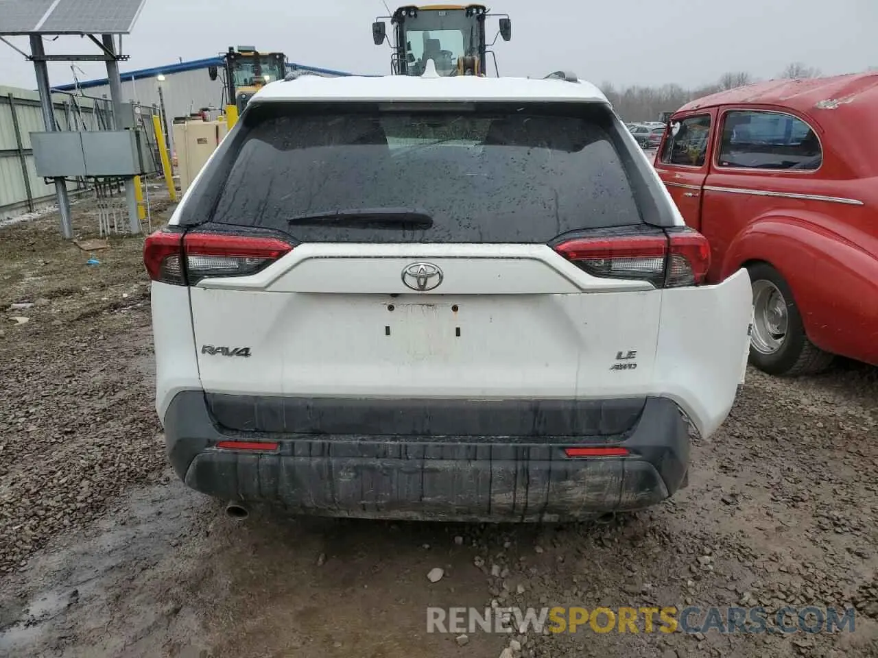 6 Photograph of a damaged car 2T3F1RFVXMC168052 TOYOTA RAV4 2021