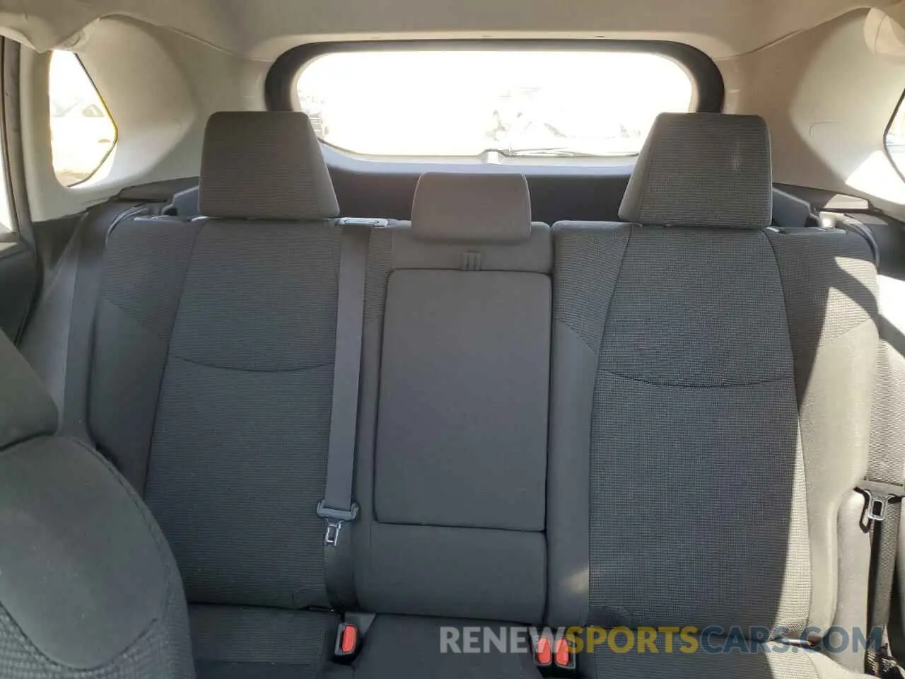10 Photograph of a damaged car 2T3F1RFVXMC178886 TOYOTA RAV4 2021