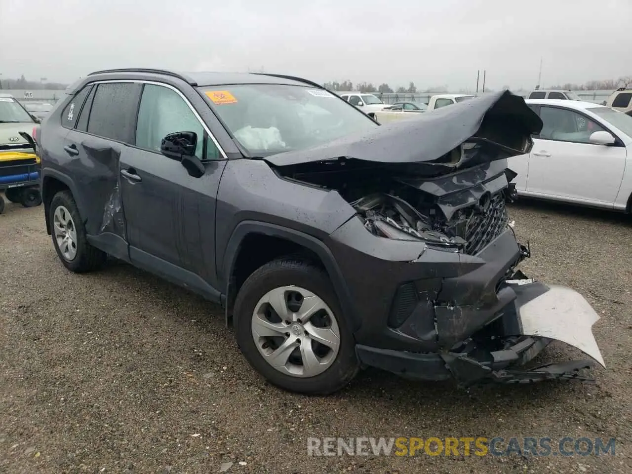 4 Photograph of a damaged car 2T3F1RFVXMC241114 TOYOTA RAV4 2021