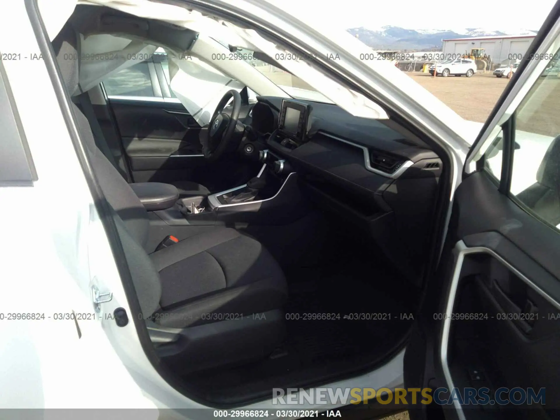 5 Фотография поврежденного автомобиля 2T3G1RFV0MW171108 TOYOTA RAV4 2021