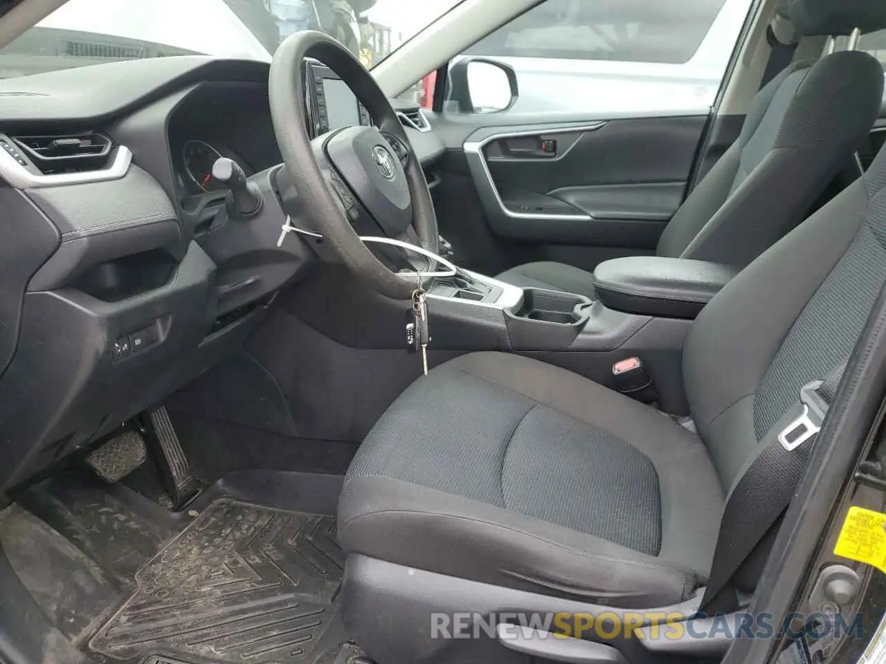 7 Фотография поврежденного автомобиля 2T3G1RFV1MC252300 TOYOTA RAV4 2021