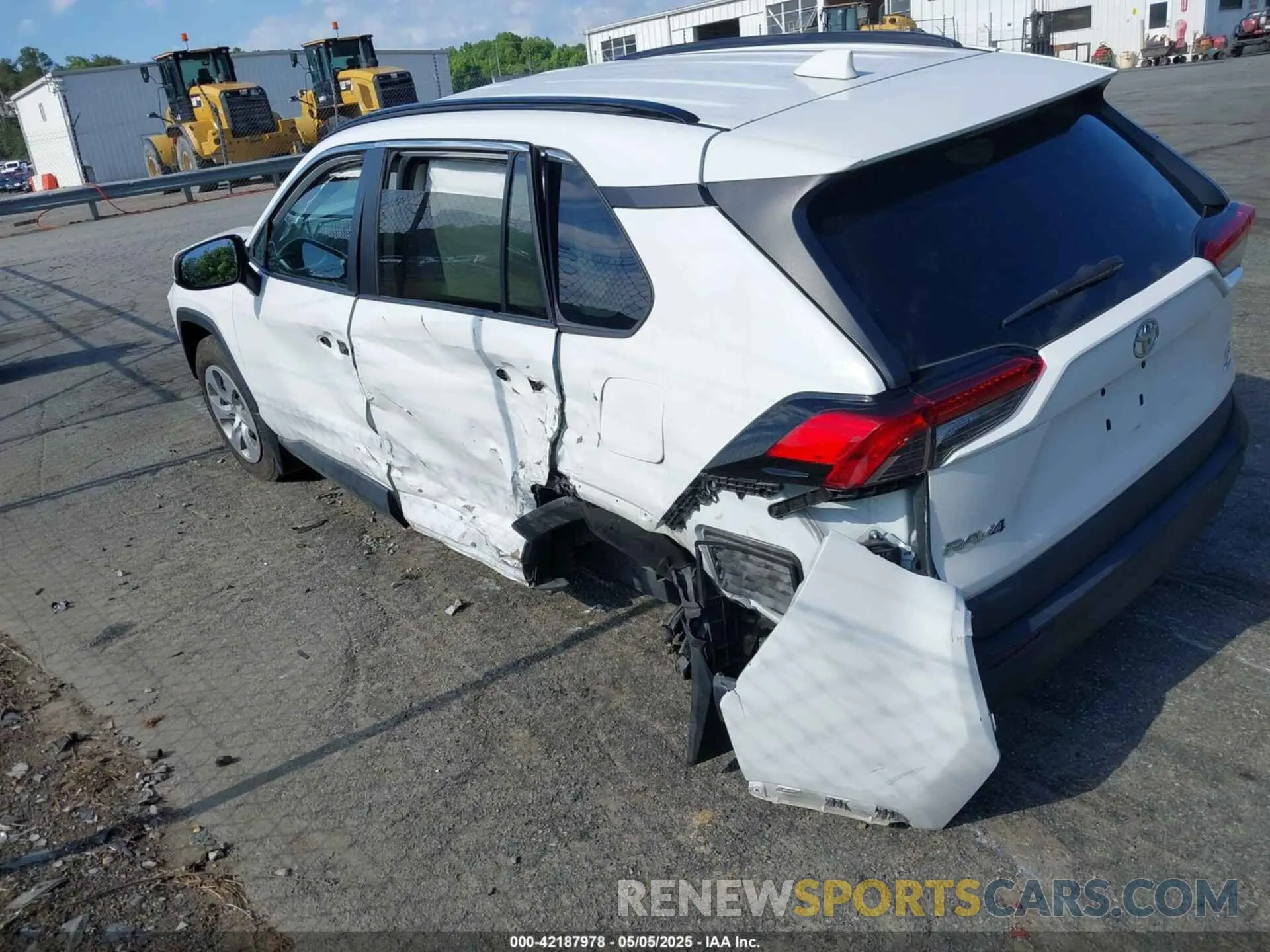 3 Фотография поврежденного автомобиля 2T3G1RFV1MW214483 TOYOTA RAV4 2021