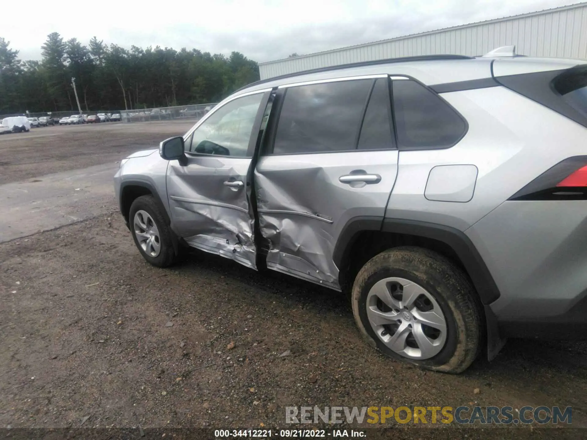 12 Photograph of a damaged car 2T3G1RFV1MW236564 TOYOTA RAV4 2021