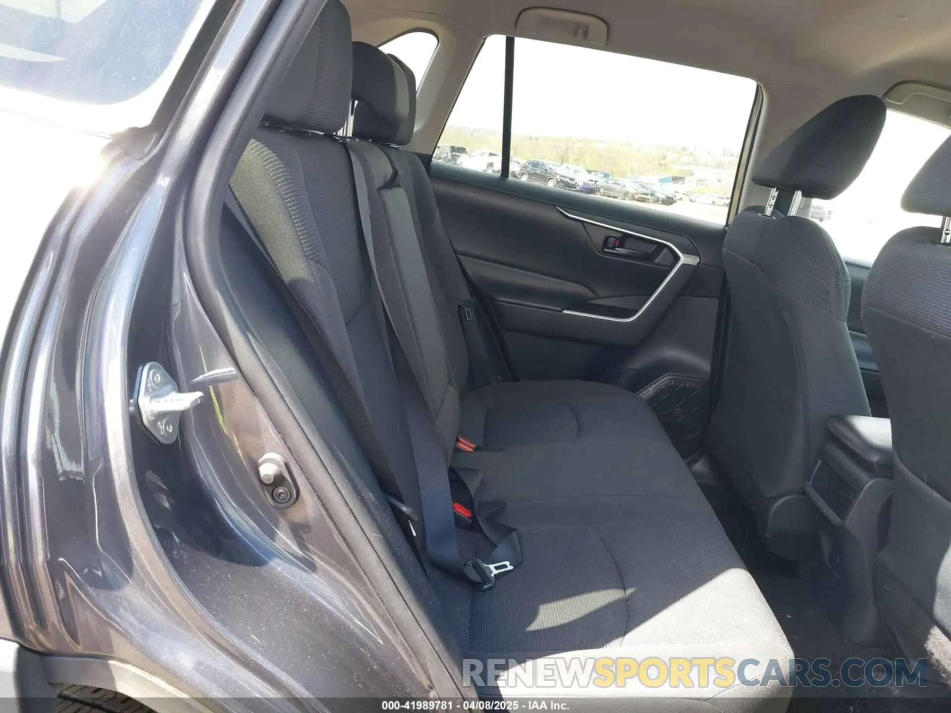 8 Фотография поврежденного автомобиля 2T3G1RFV2MW145562 TOYOTA RAV4 2021