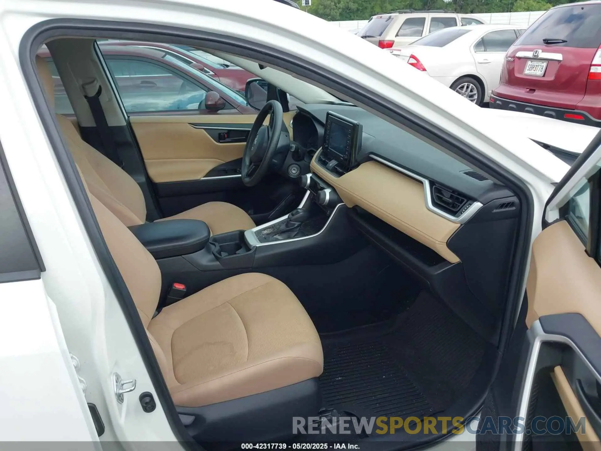 5 Фотография поврежденного автомобиля 2T3G1RFV3MC170262 TOYOTA RAV4 2021