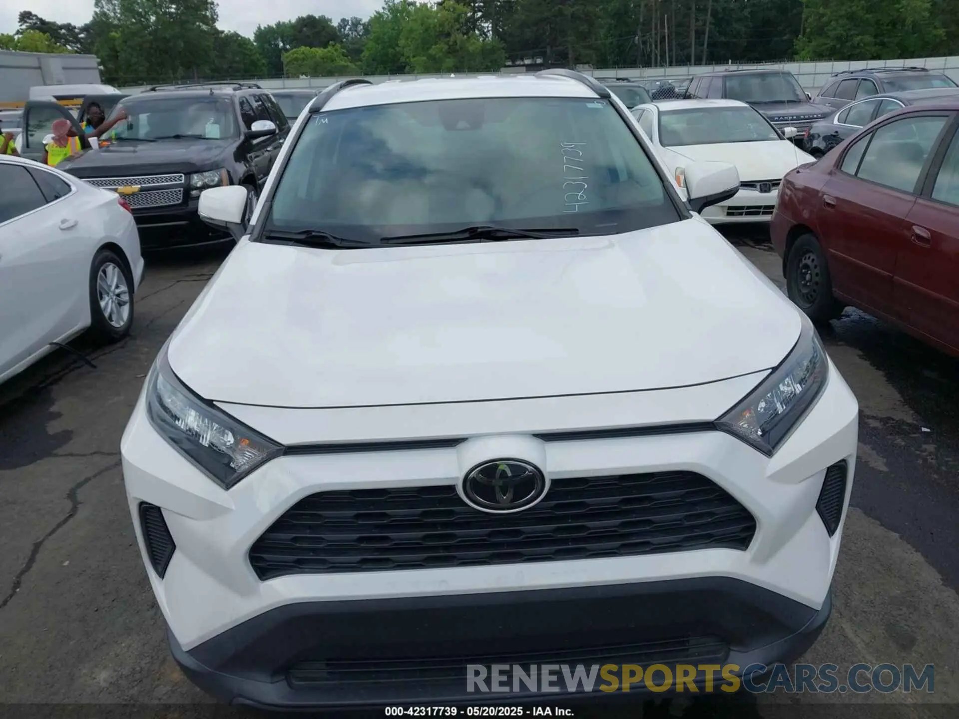6 Фотография поврежденного автомобиля 2T3G1RFV3MC170262 TOYOTA RAV4 2021
