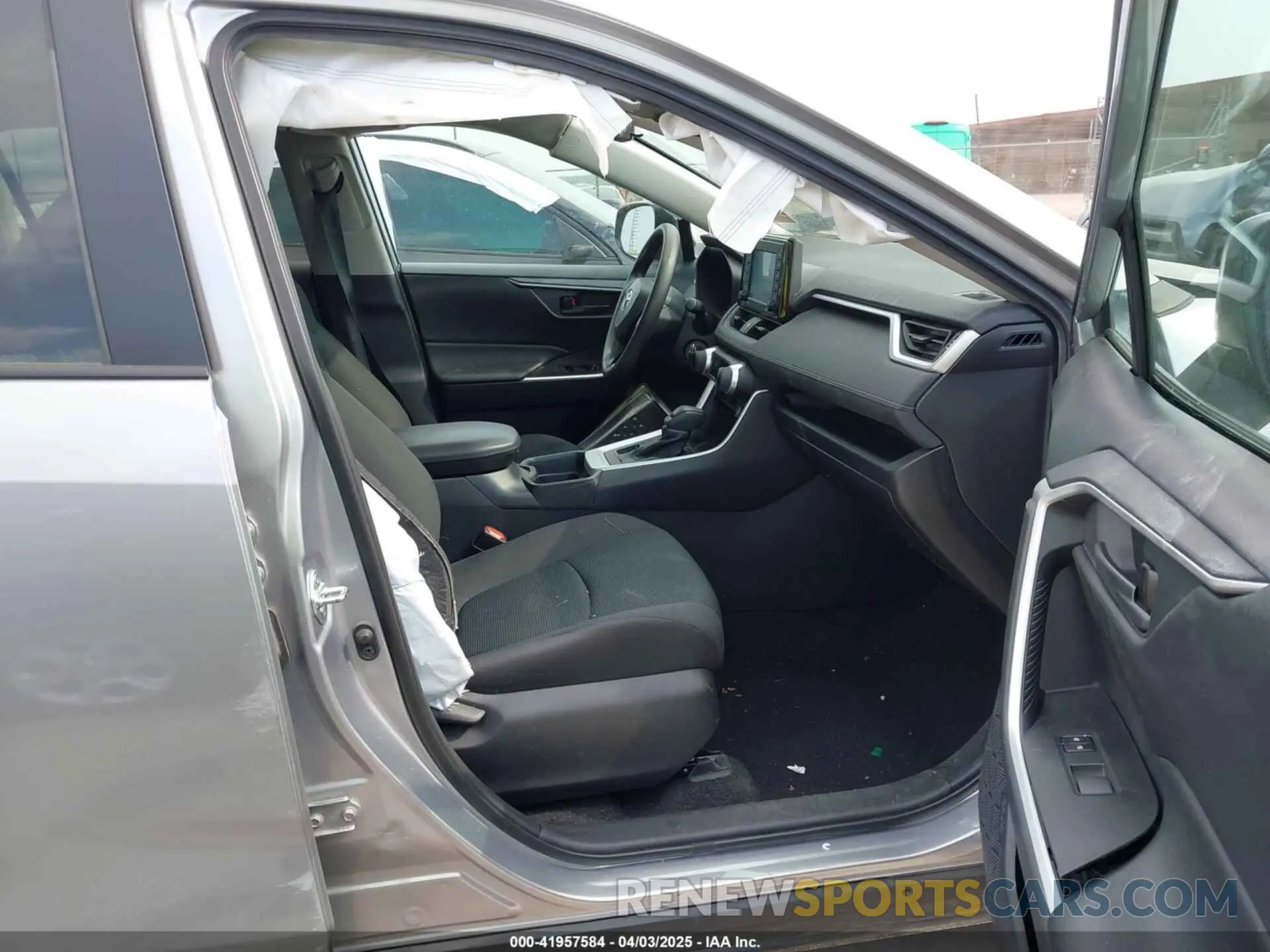 5 Фотография поврежденного автомобиля 2T3G1RFV4MC162946 TOYOTA RAV4 2021