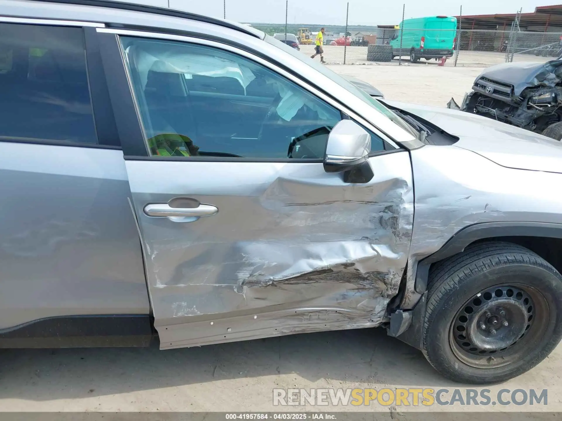6 Фотография поврежденного автомобиля 2T3G1RFV4MC162946 TOYOTA RAV4 2021