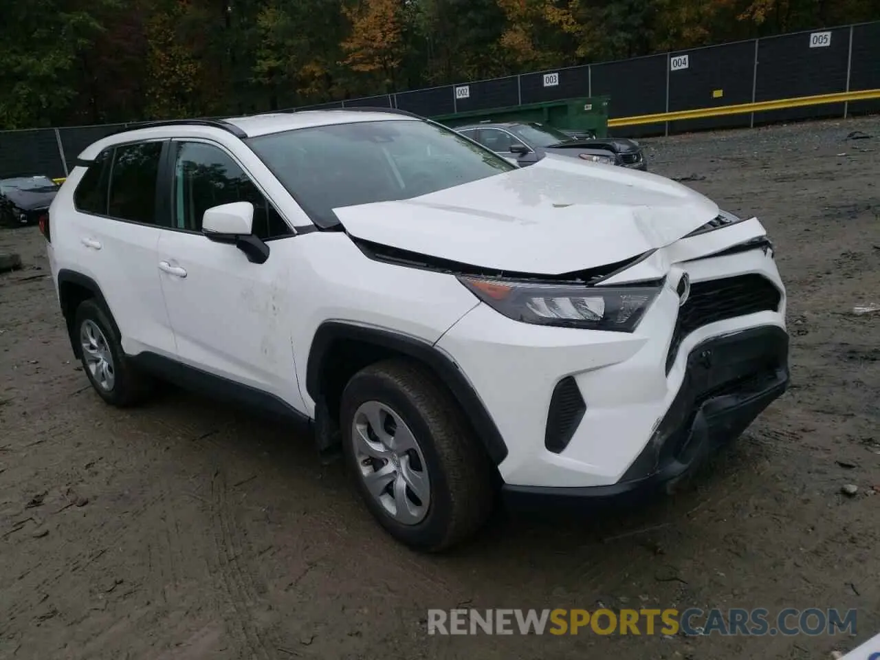 1 Photograph of a damaged car 2T3G1RFV4MC170576 TOYOTA RAV4 2021
