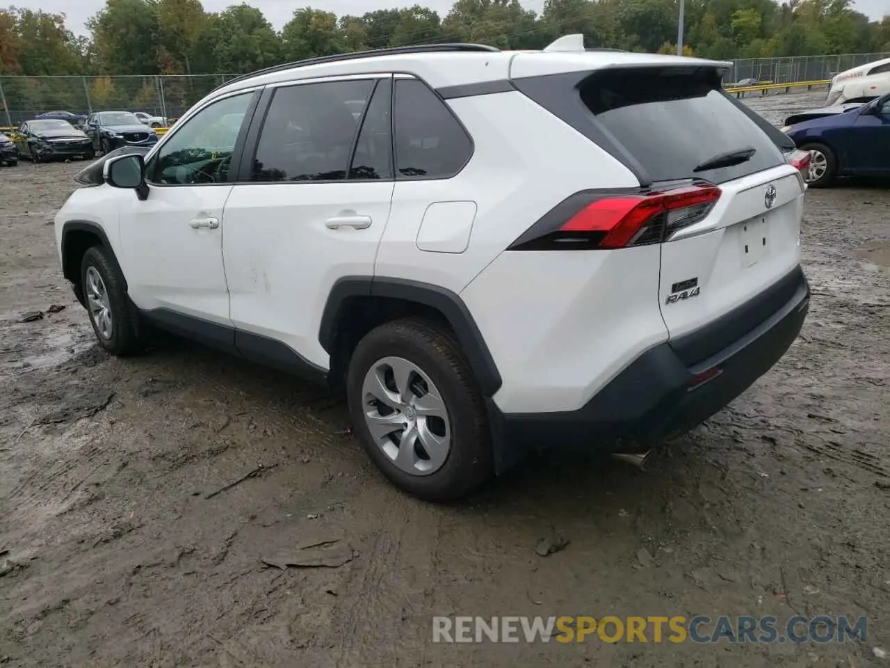 3 Photograph of a damaged car 2T3G1RFV4MC170576 TOYOTA RAV4 2021