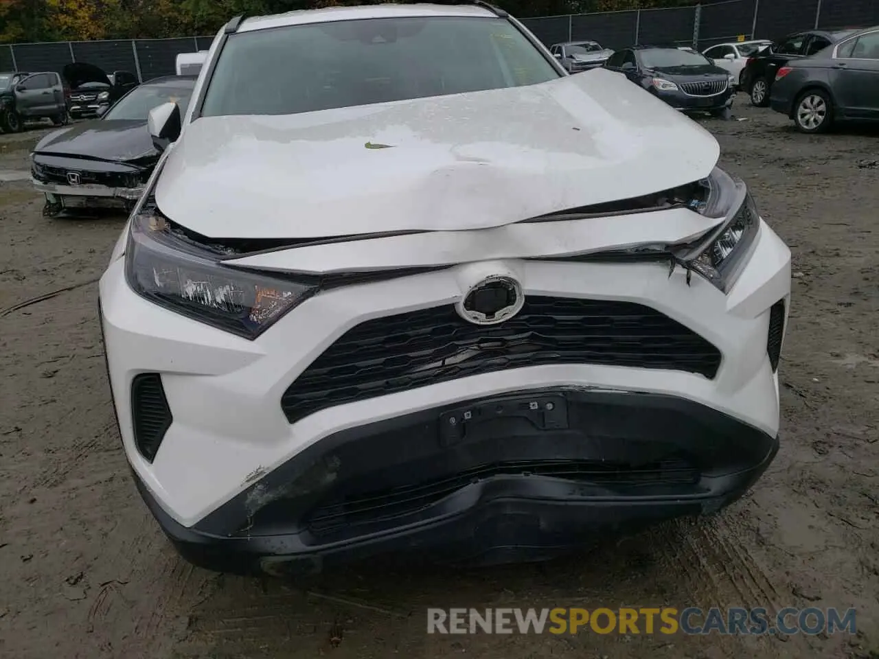 9 Photograph of a damaged car 2T3G1RFV4MC170576 TOYOTA RAV4 2021