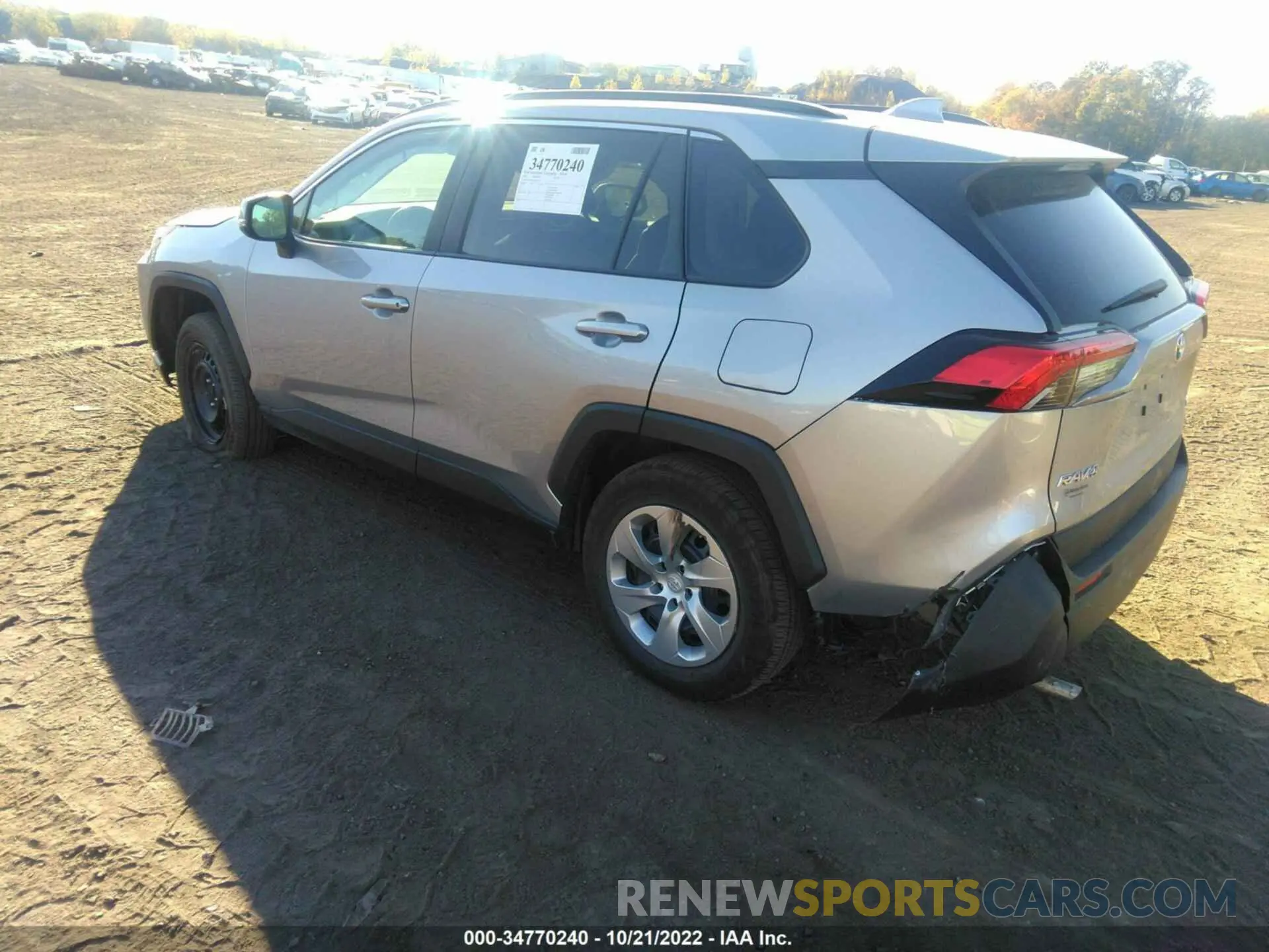 3 Фотография поврежденного автомобиля 2T3G1RFV4MC251917 TOYOTA RAV4 2021