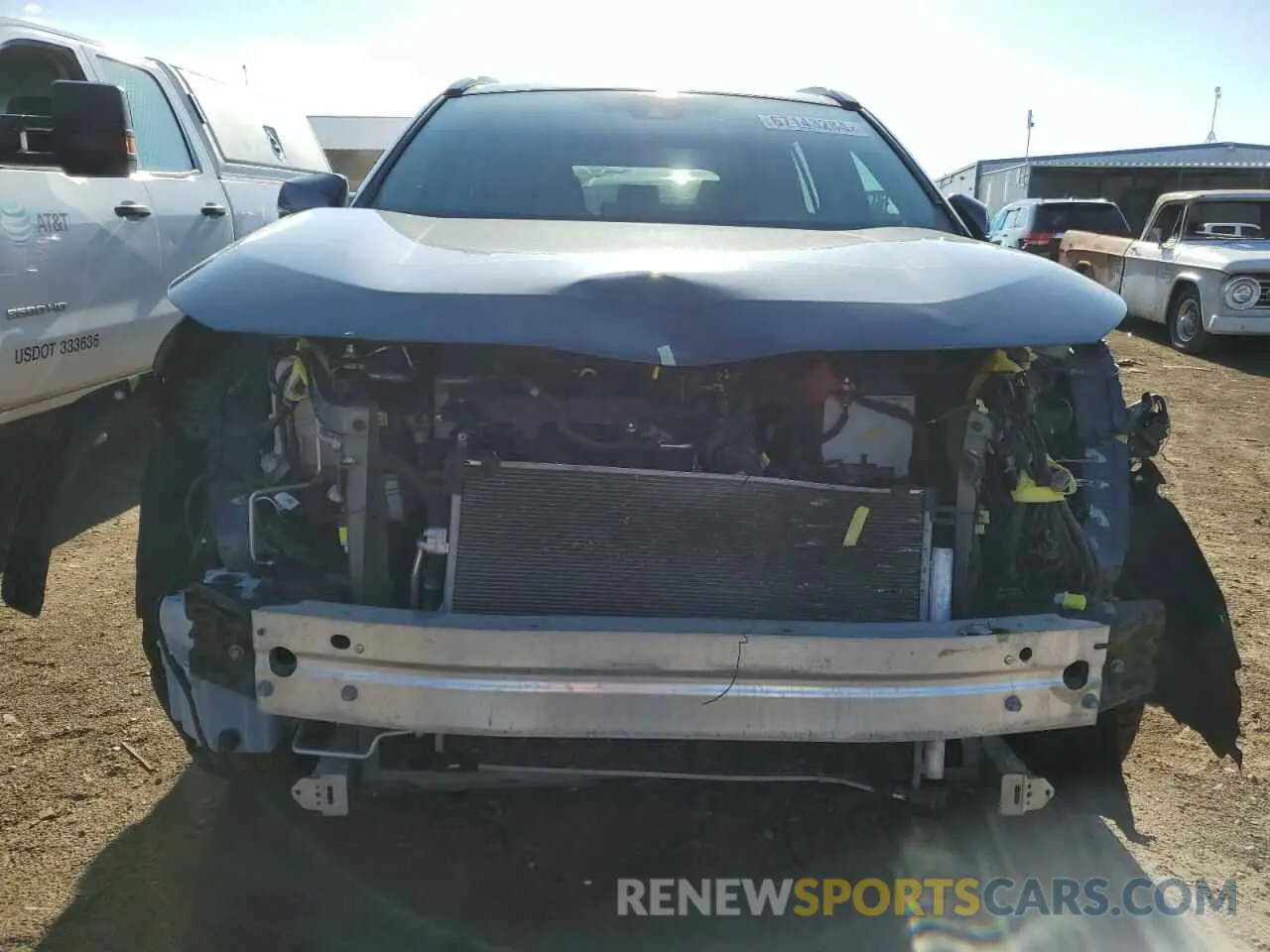 5 Photograph of a damaged car 2T3G1RFV4MW220651 TOYOTA RAV4 2021
