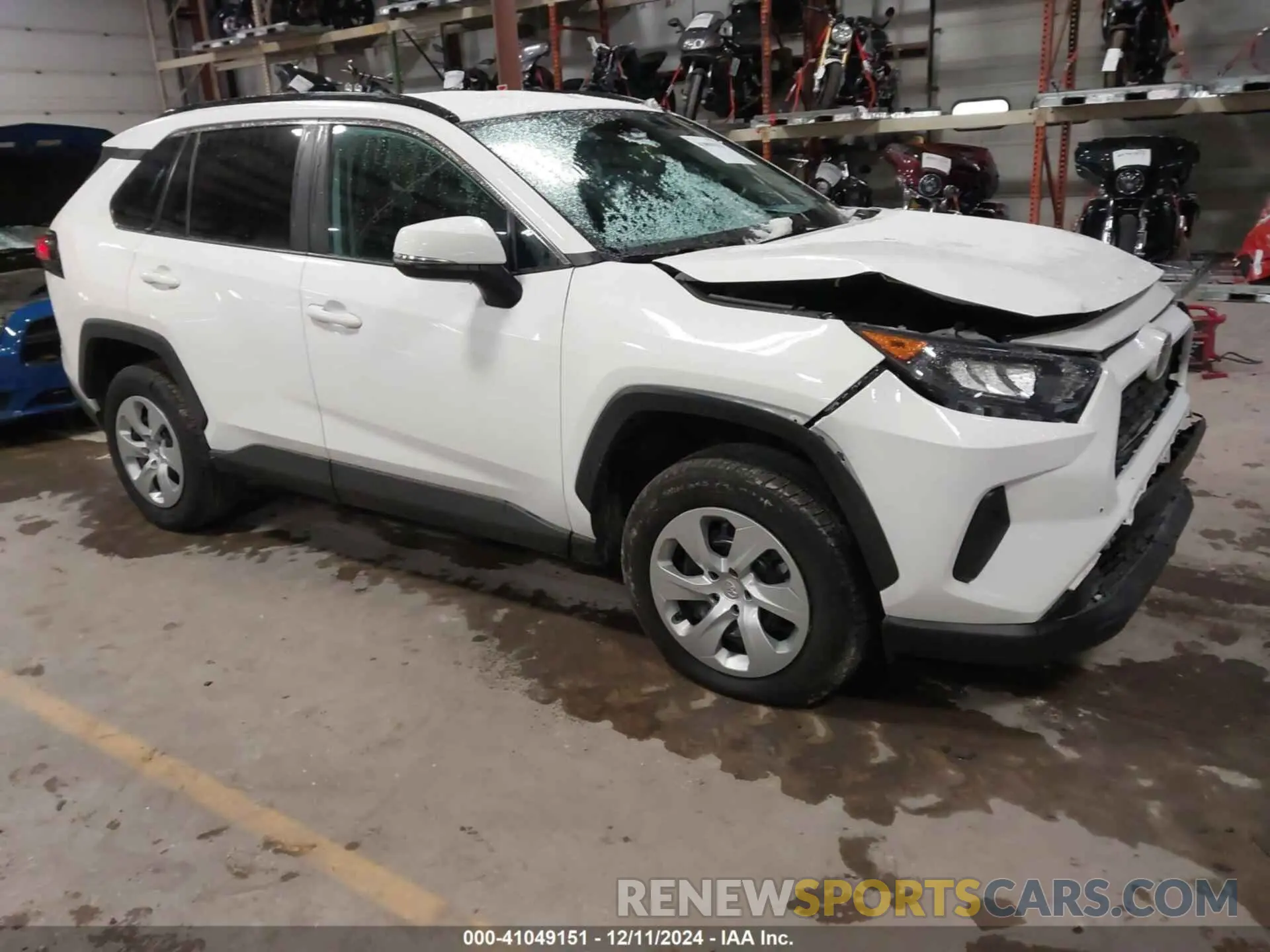 1 Photograph of a damaged car 2T3G1RFV5MC237556 TOYOTA RAV4 2021