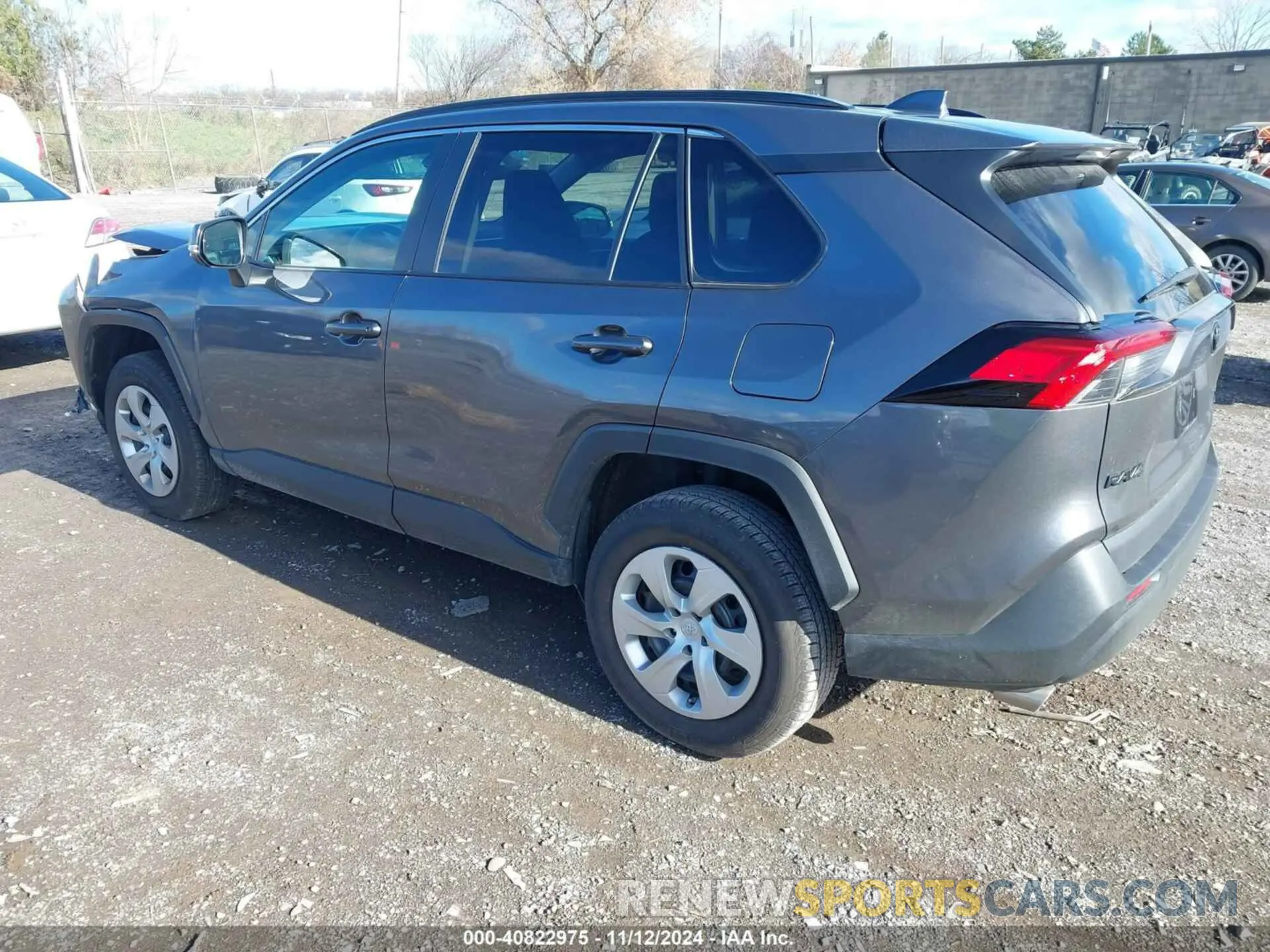 3 Photograph of a damaged car 2T3G1RFV7MC252317 TOYOTA RAV4 2021