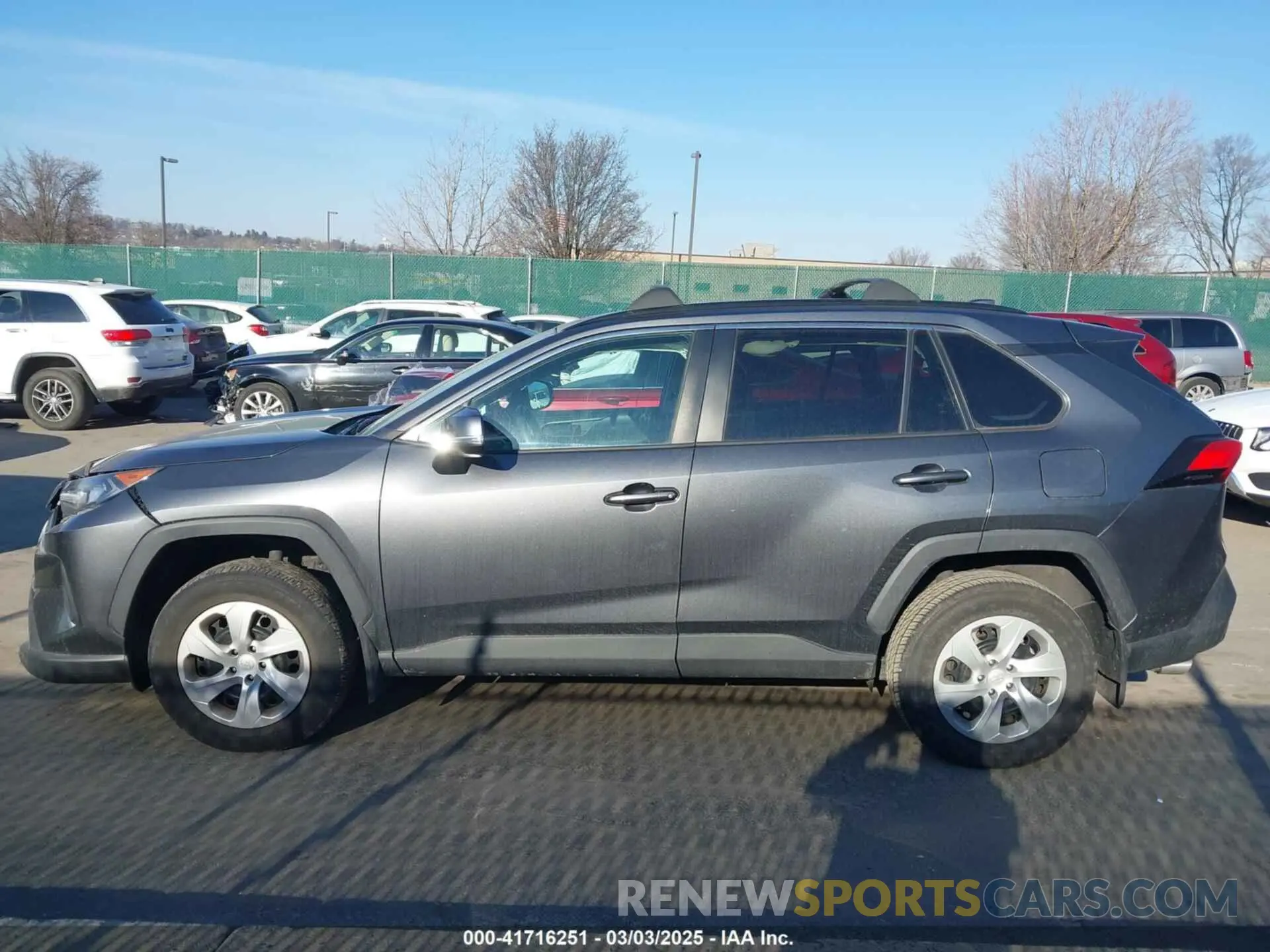 14 Photograph of a damaged car 2T3G1RFV8MC163940 TOYOTA RAV4 2021