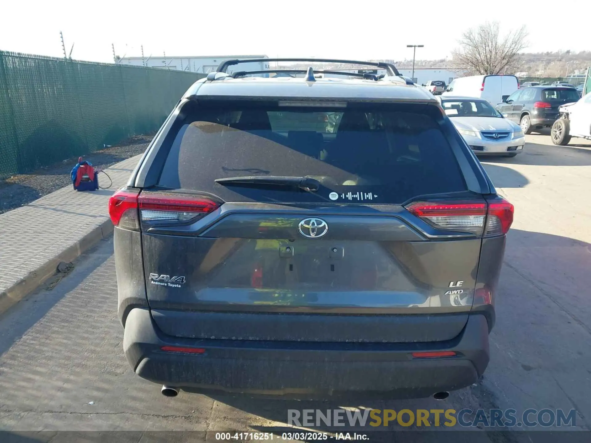 16 Photograph of a damaged car 2T3G1RFV8MC163940 TOYOTA RAV4 2021