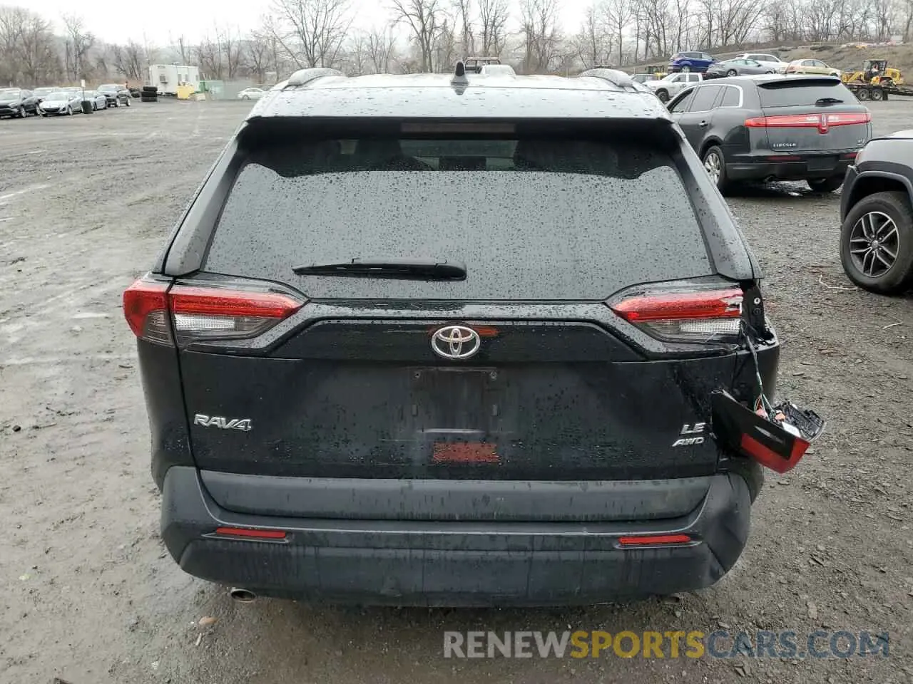 6 Photograph of a damaged car 2T3G1RFV9MW168305 TOYOTA RAV4 2021
