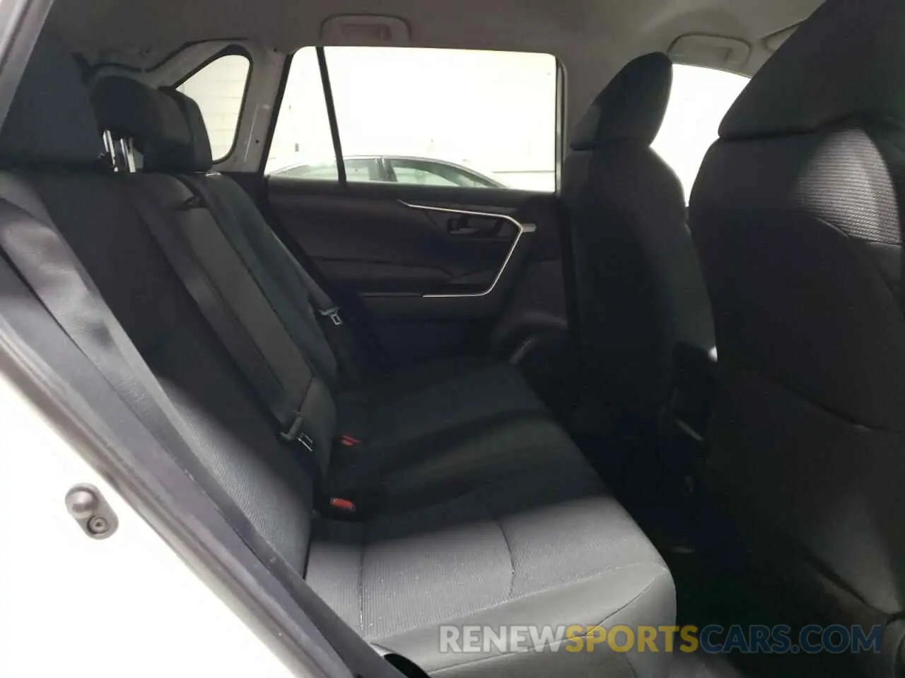11 Фотография поврежденного автомобиля 2T3G1RFVXMC152647 TOYOTA RAV4 2021