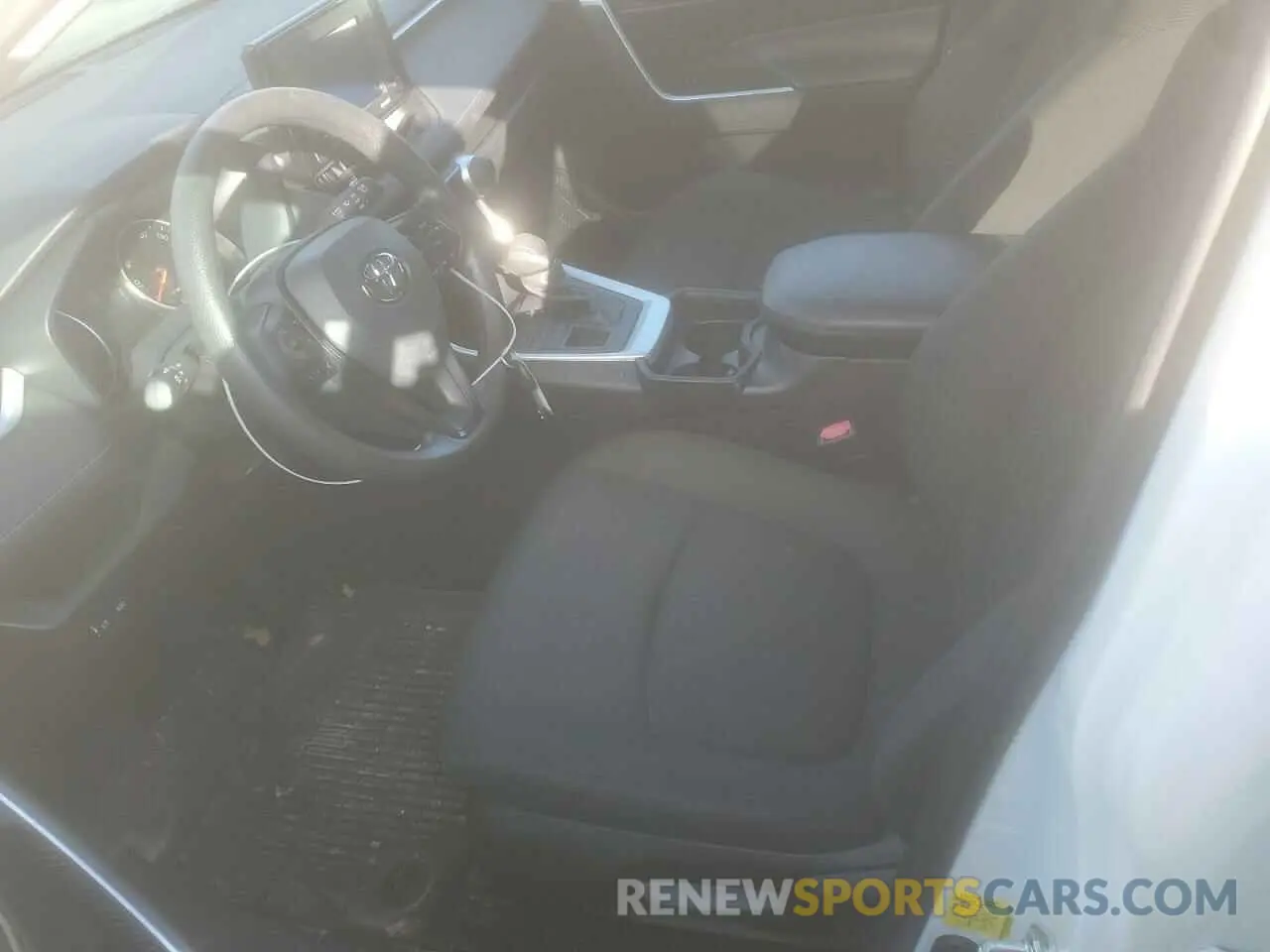7 Фотография поврежденного автомобиля 2T3G1RFVXMC169285 TOYOTA RAV4 2021