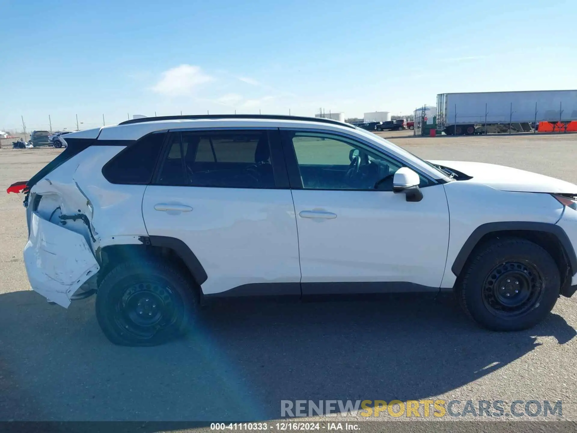 13 Фотография поврежденного автомобиля 2T3G1RFVXMC218274 TOYOTA RAV4 2021
