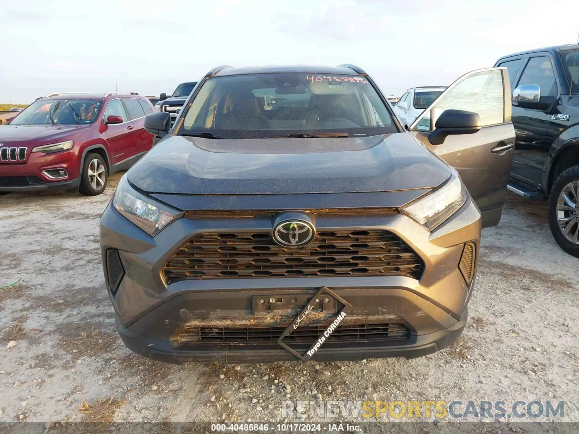 6 Photograph of a damaged car 2T3H1RFV1MC096537 TOYOTA RAV4 2021