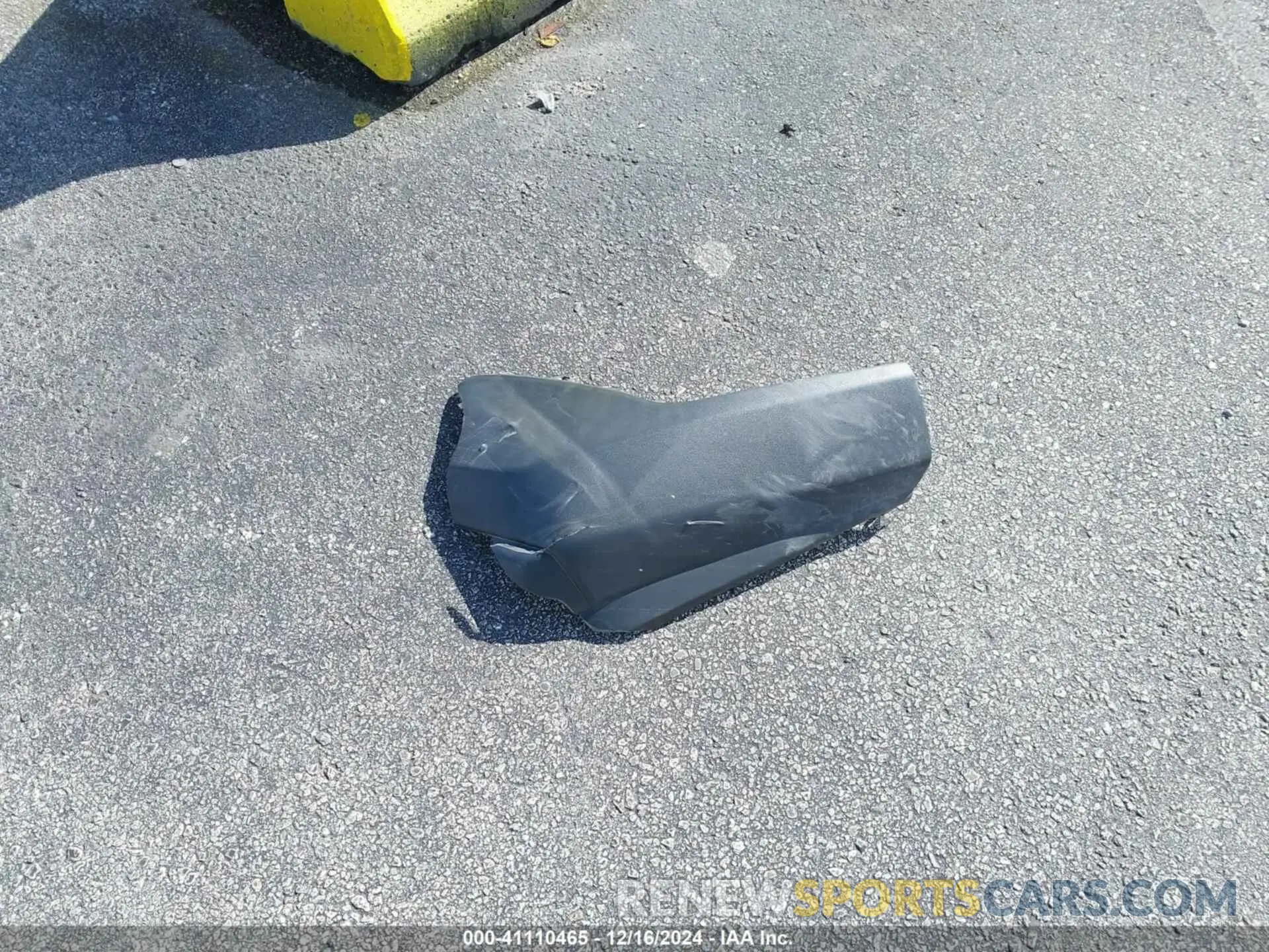 12 Photograph of a damaged car 2T3H1RFV1MC160267 TOYOTA RAV4 2021