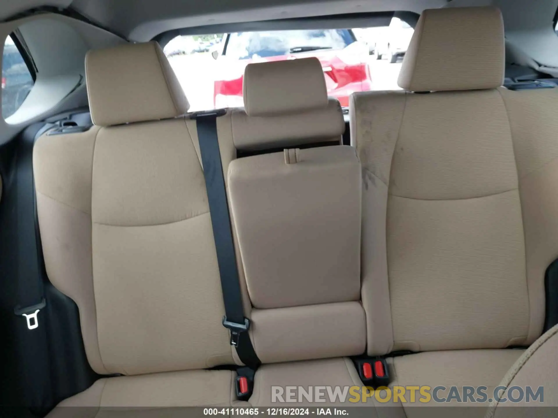 8 Photograph of a damaged car 2T3H1RFV1MC160267 TOYOTA RAV4 2021