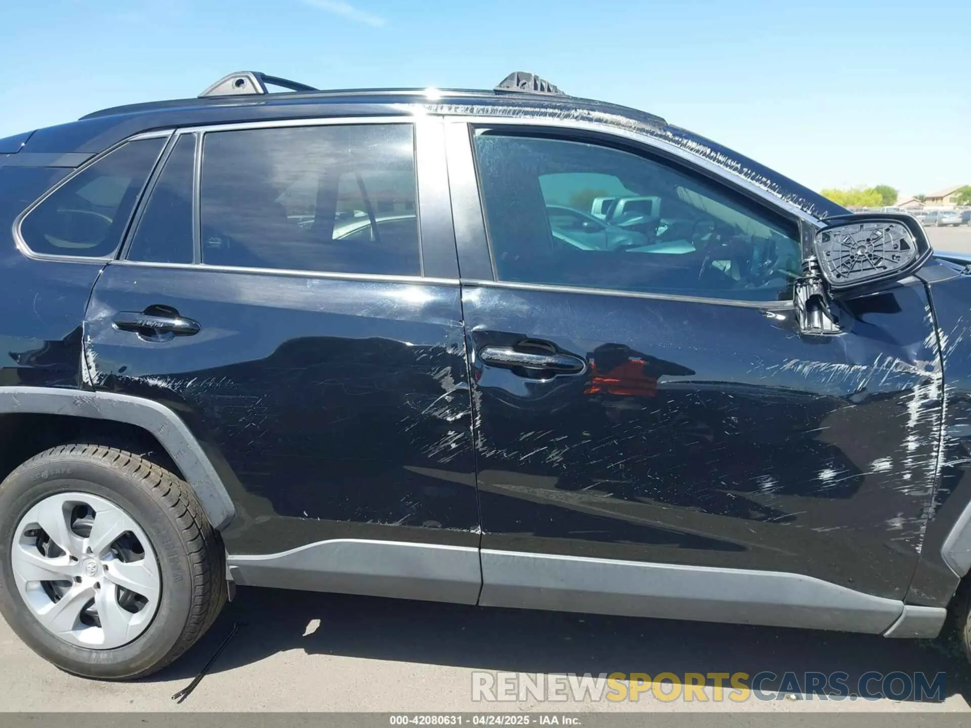 13 Фотография поврежденного автомобиля 2T3H1RFV2MC134521 TOYOTA RAV4 2021