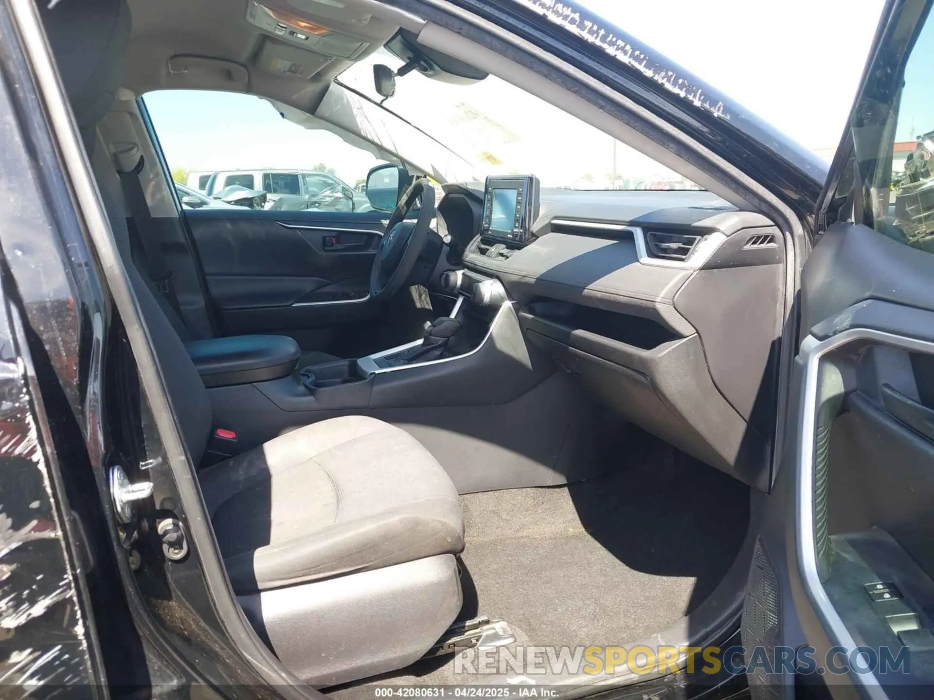 5 Фотография поврежденного автомобиля 2T3H1RFV2MC134521 TOYOTA RAV4 2021