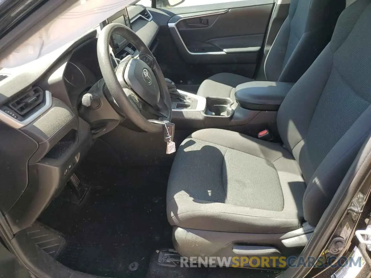 7 Photograph of a damaged car 2T3H1RFV2MC147091 TOYOTA RAV4 2021