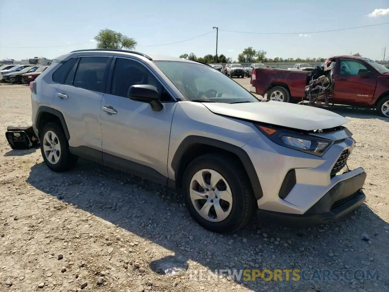 4 Photograph of a damaged car 2T3H1RFV2MW125865 TOYOTA RAV4 2021