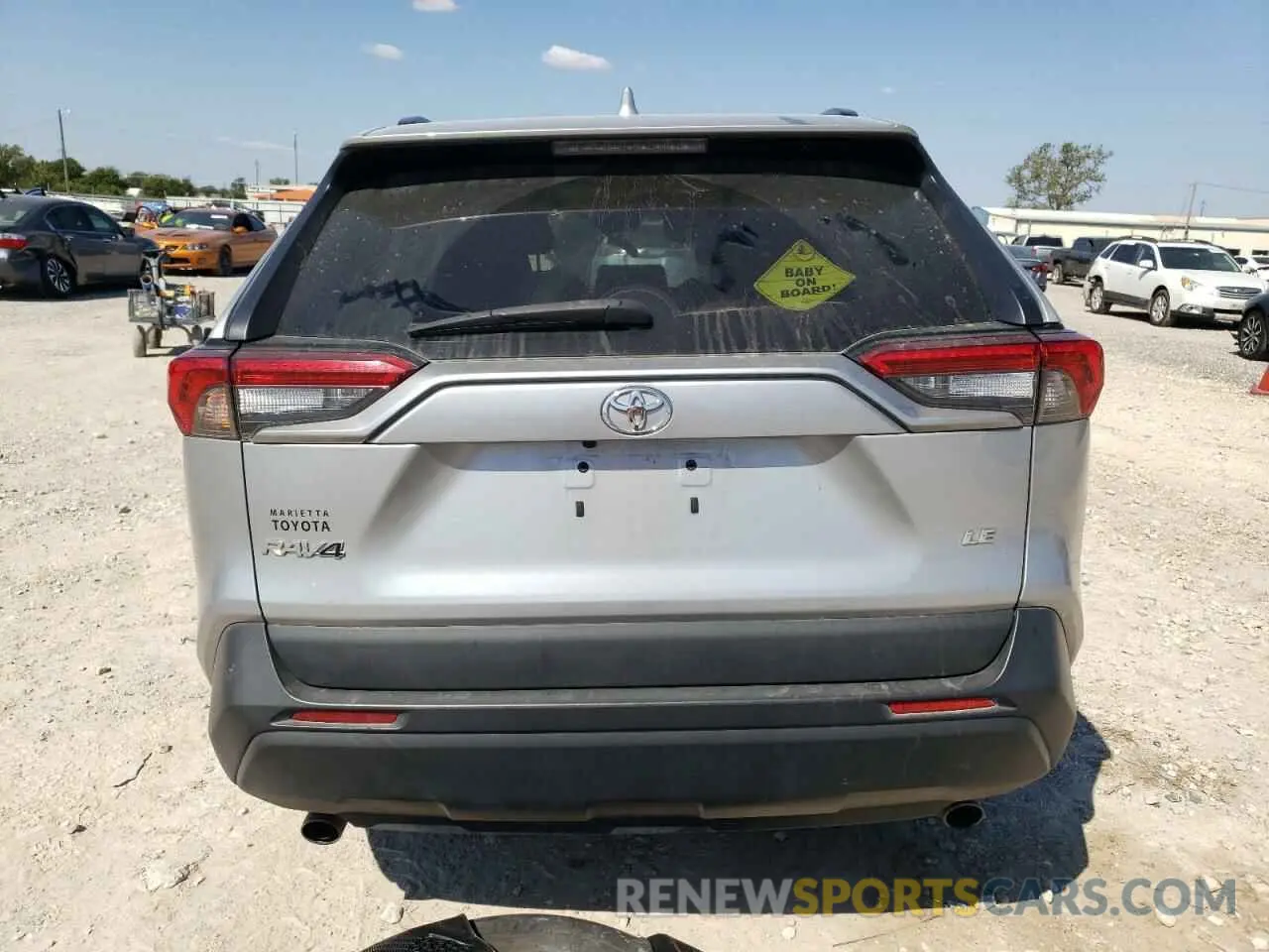 6 Photograph of a damaged car 2T3H1RFV2MW125865 TOYOTA RAV4 2021