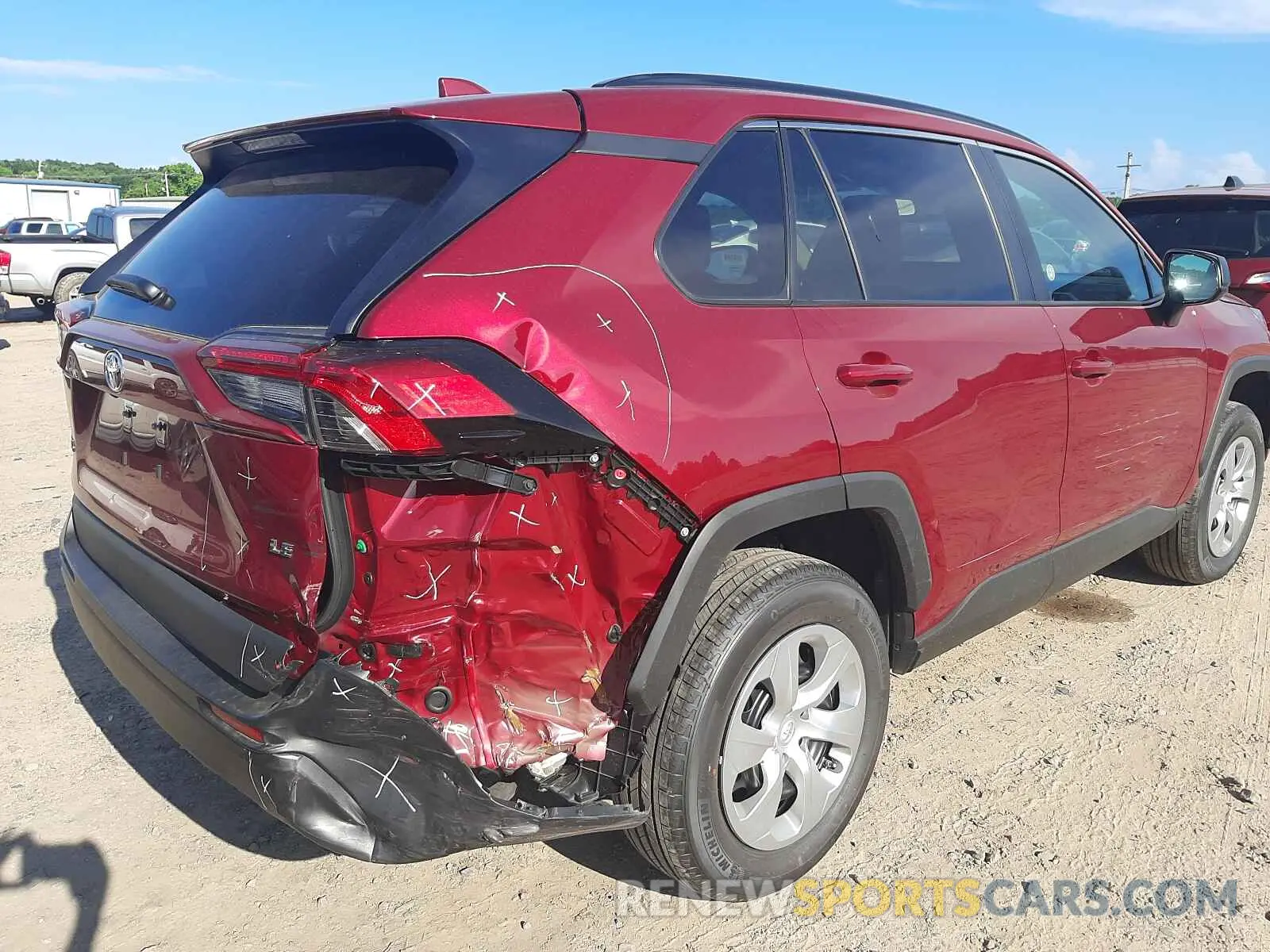 9 Photograph of a damaged car 2T3H1RFV2MW144707 TOYOTA RAV4 2021