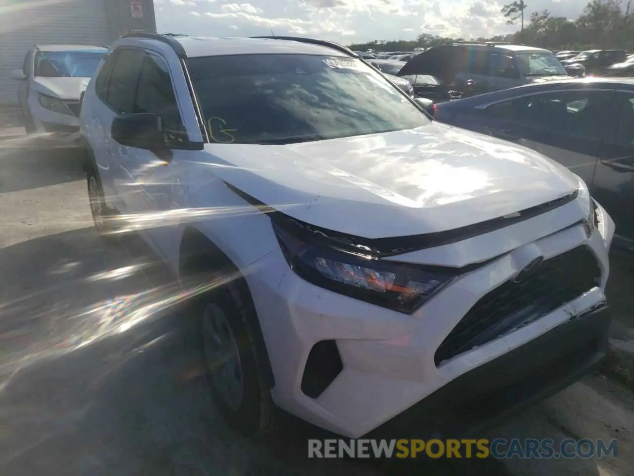 4 Photograph of a damaged car 2T3H1RFV2MW166108 TOYOTA RAV4 2021