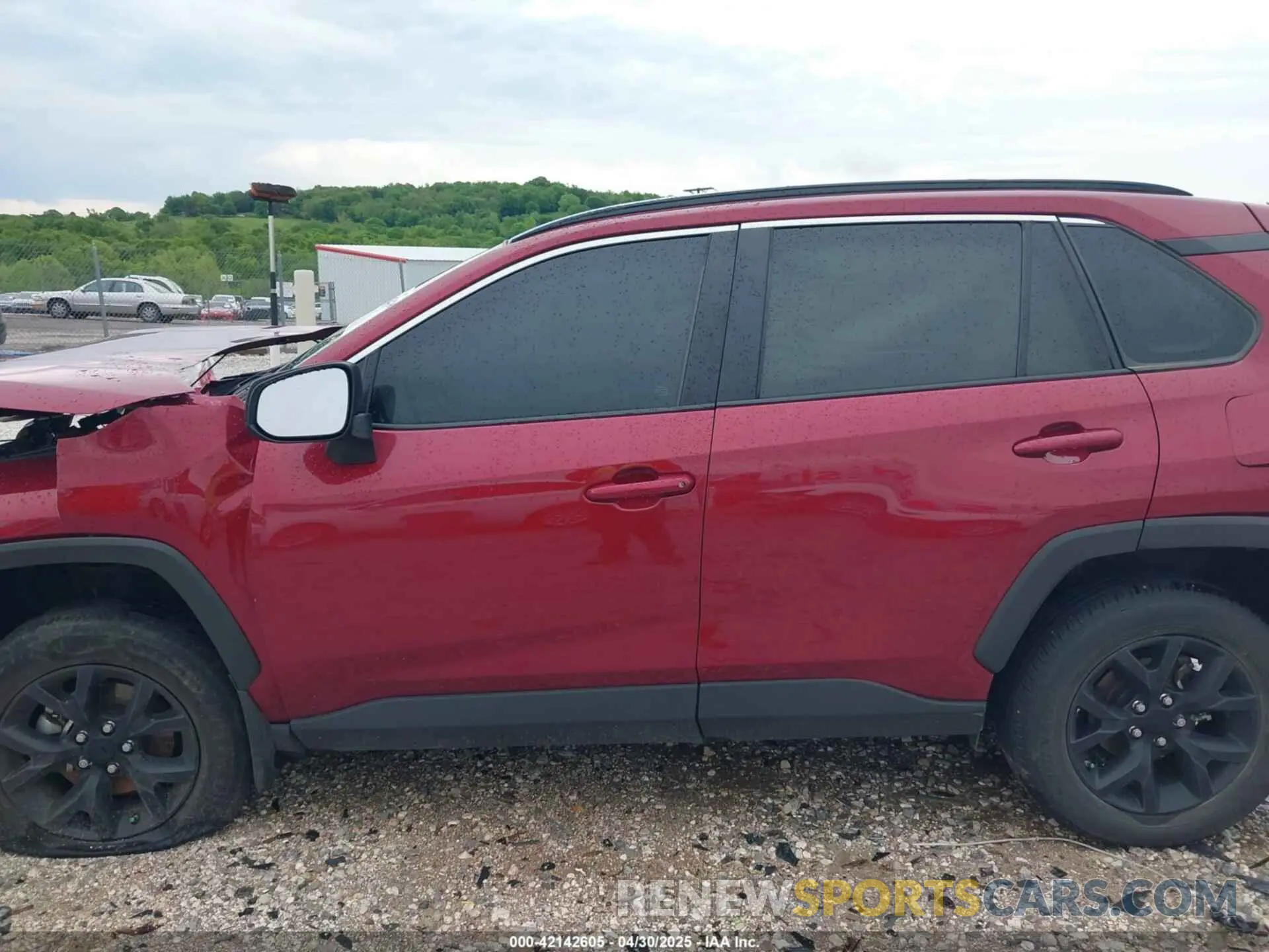 13 Photograph of a damaged car 2T3H1RFV2MW178873 TOYOTA RAV4 2021